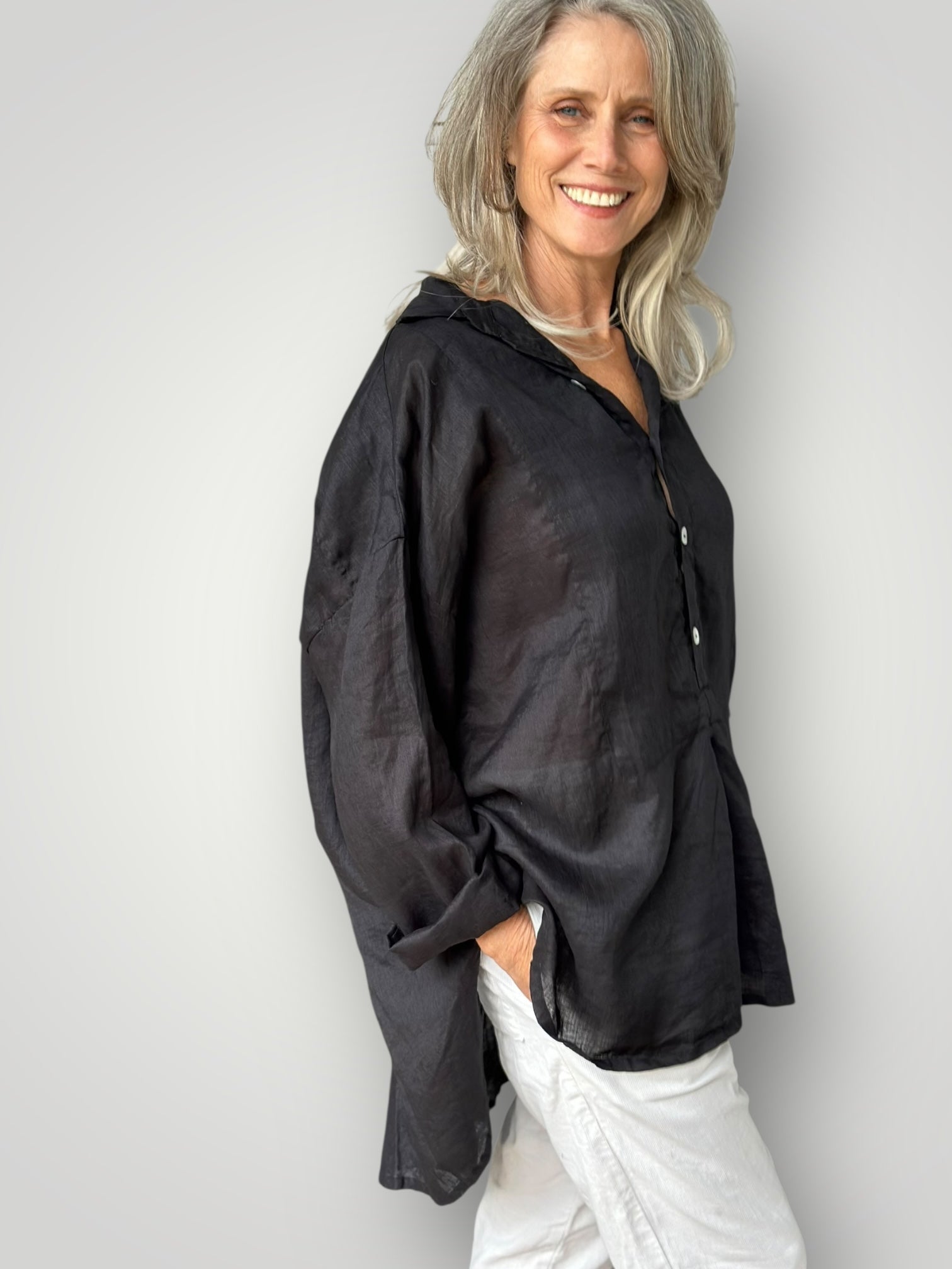 megan shirt - black linen Apparel