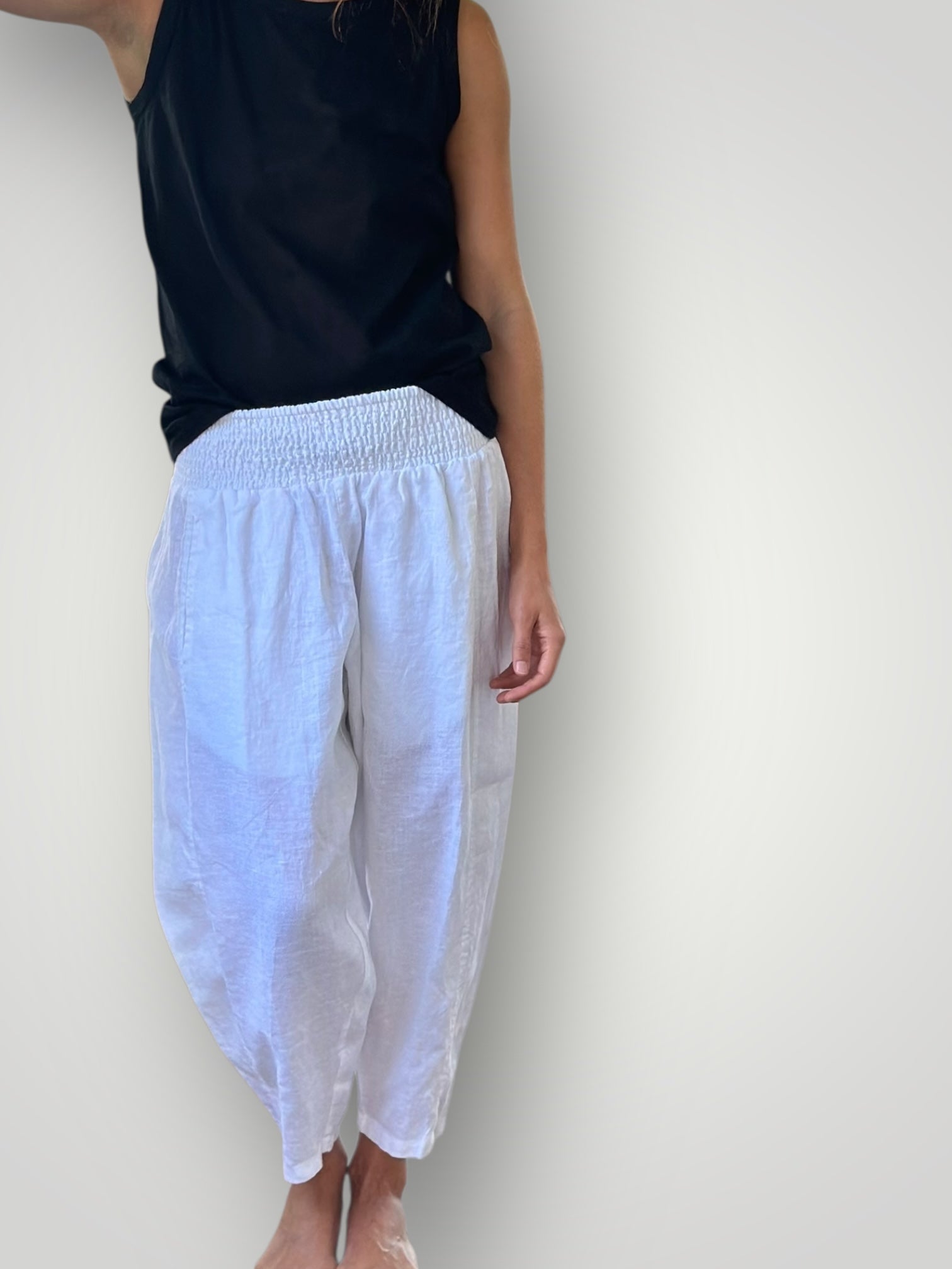 frankie pants-white linen Apparel