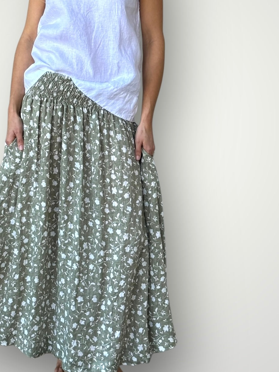 lulu skirt - sage floral Apparel