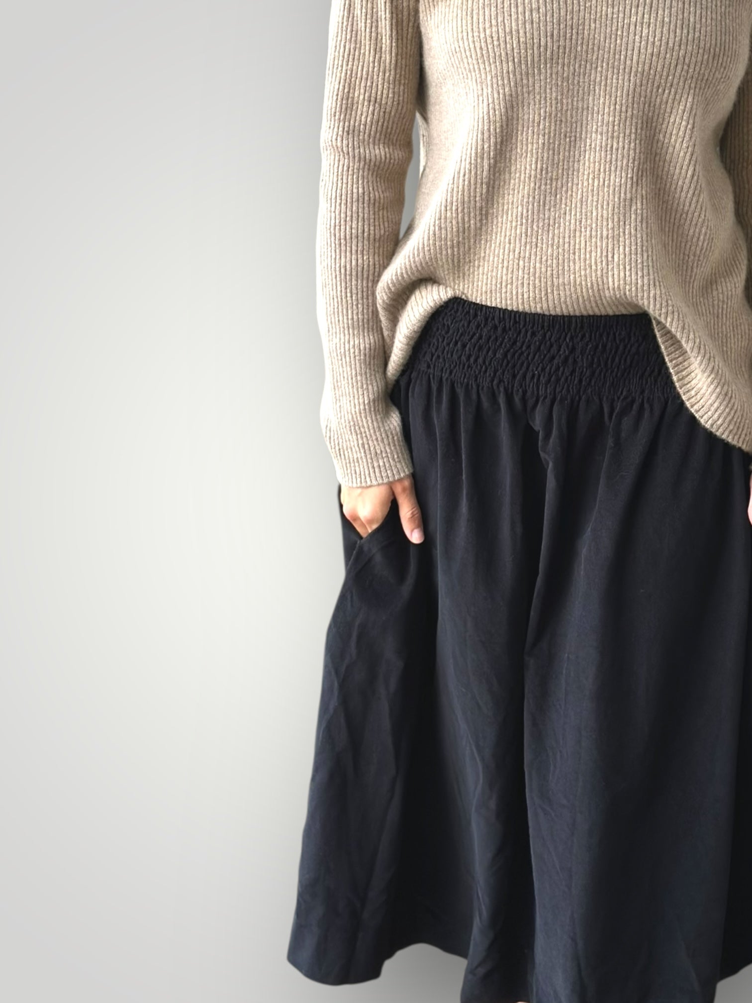lola skirt - black cord Apparel