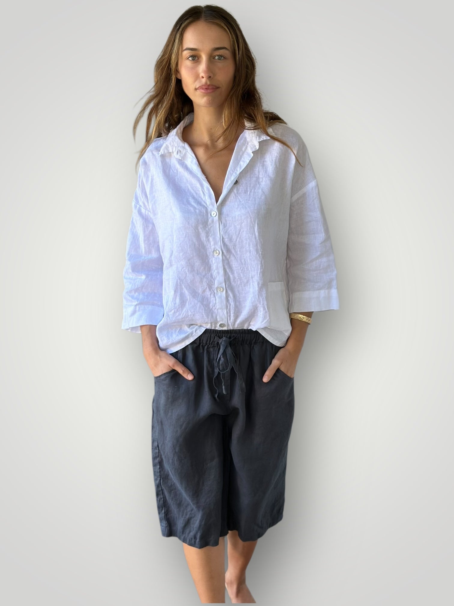 billy short-charcoal linen Apparel