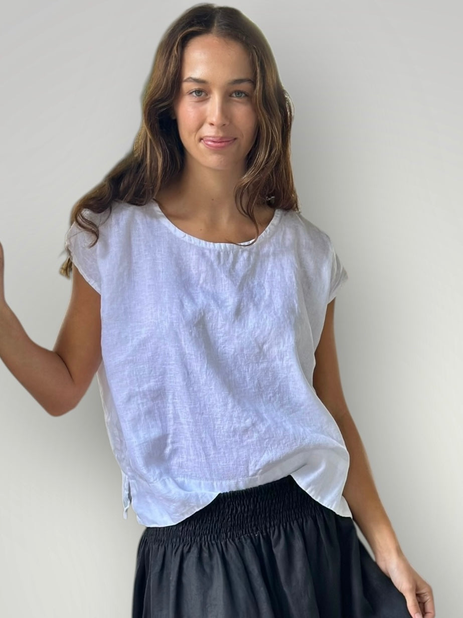 emma top - white linen Apparel