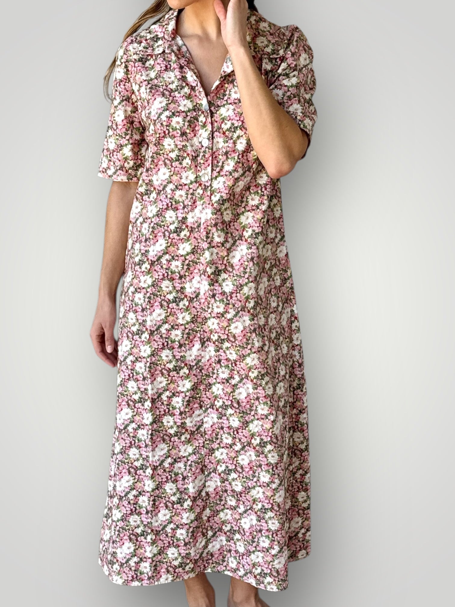 phillipa dress -flower patch cotton Apparel