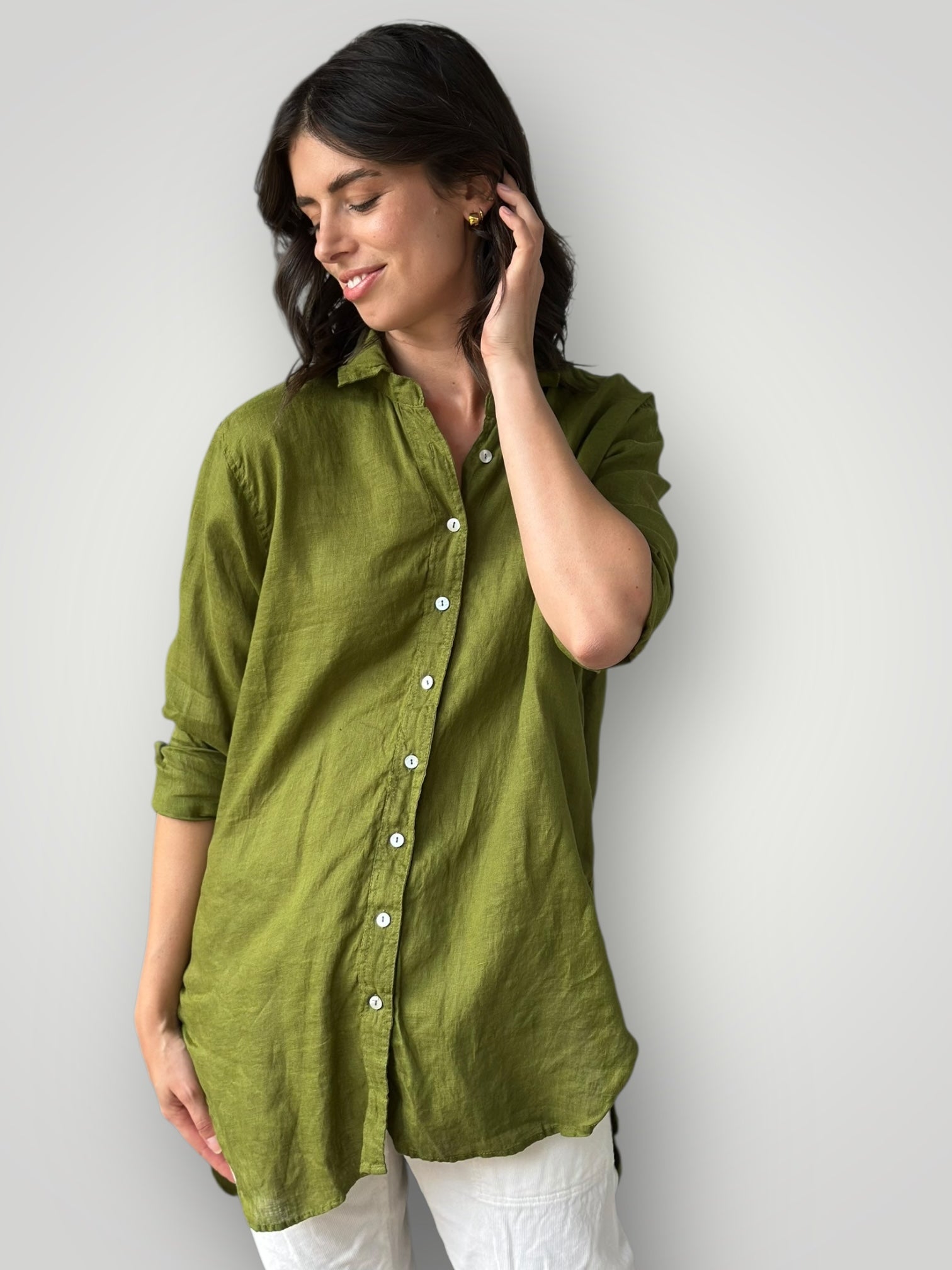 skyla shirt - olive linen Apparel