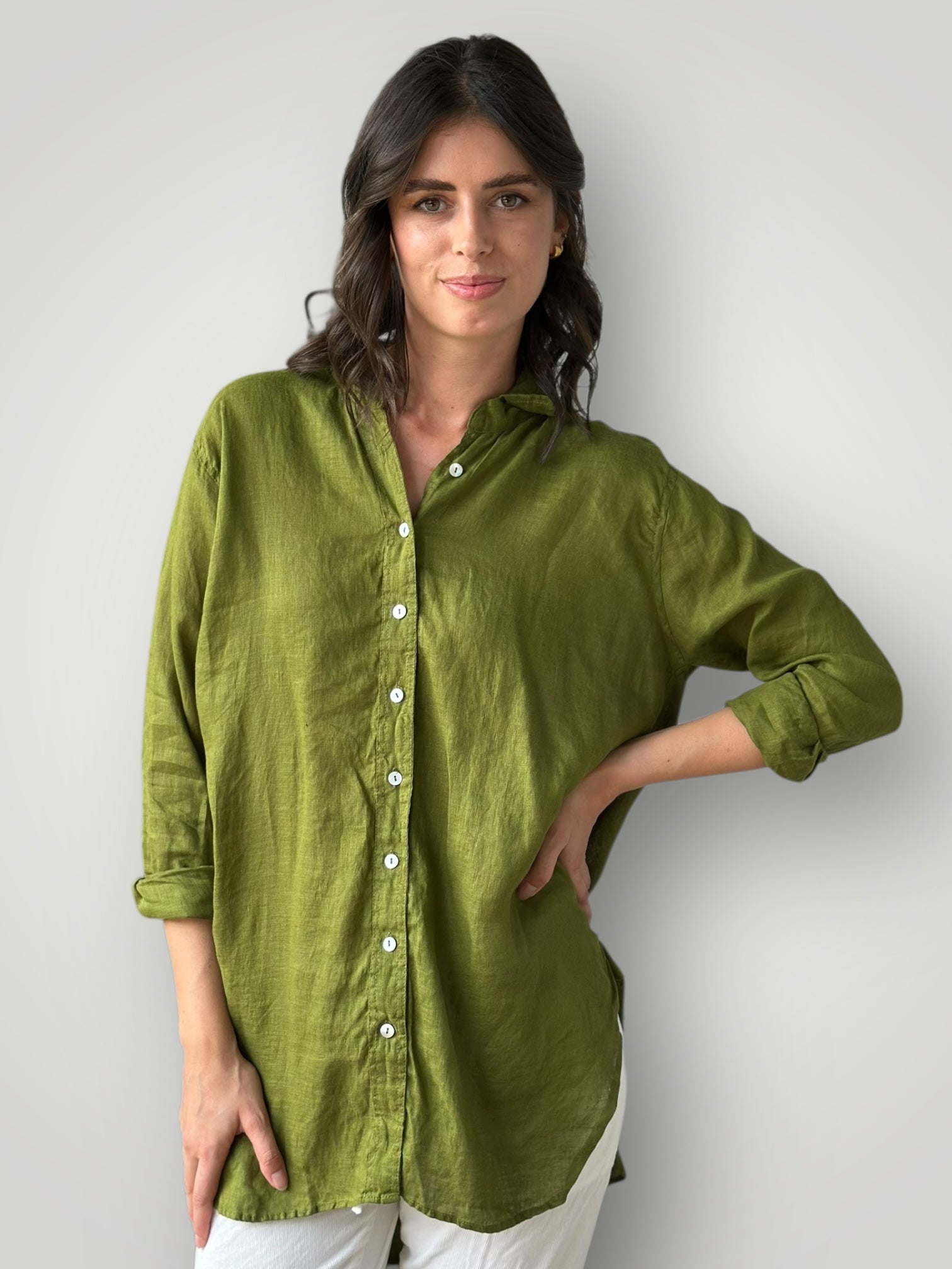 skyla shirt - olive linen Apparel