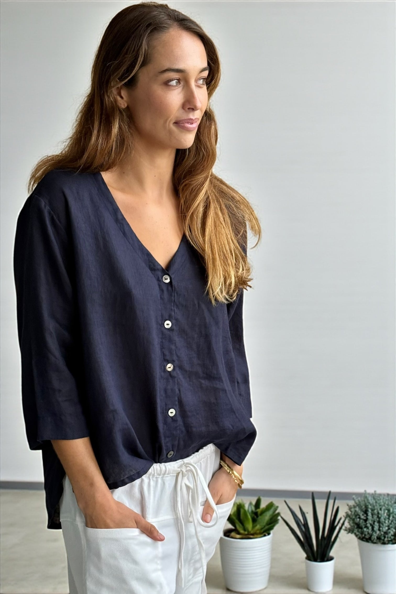 raine shirt - navy linen Apparel
