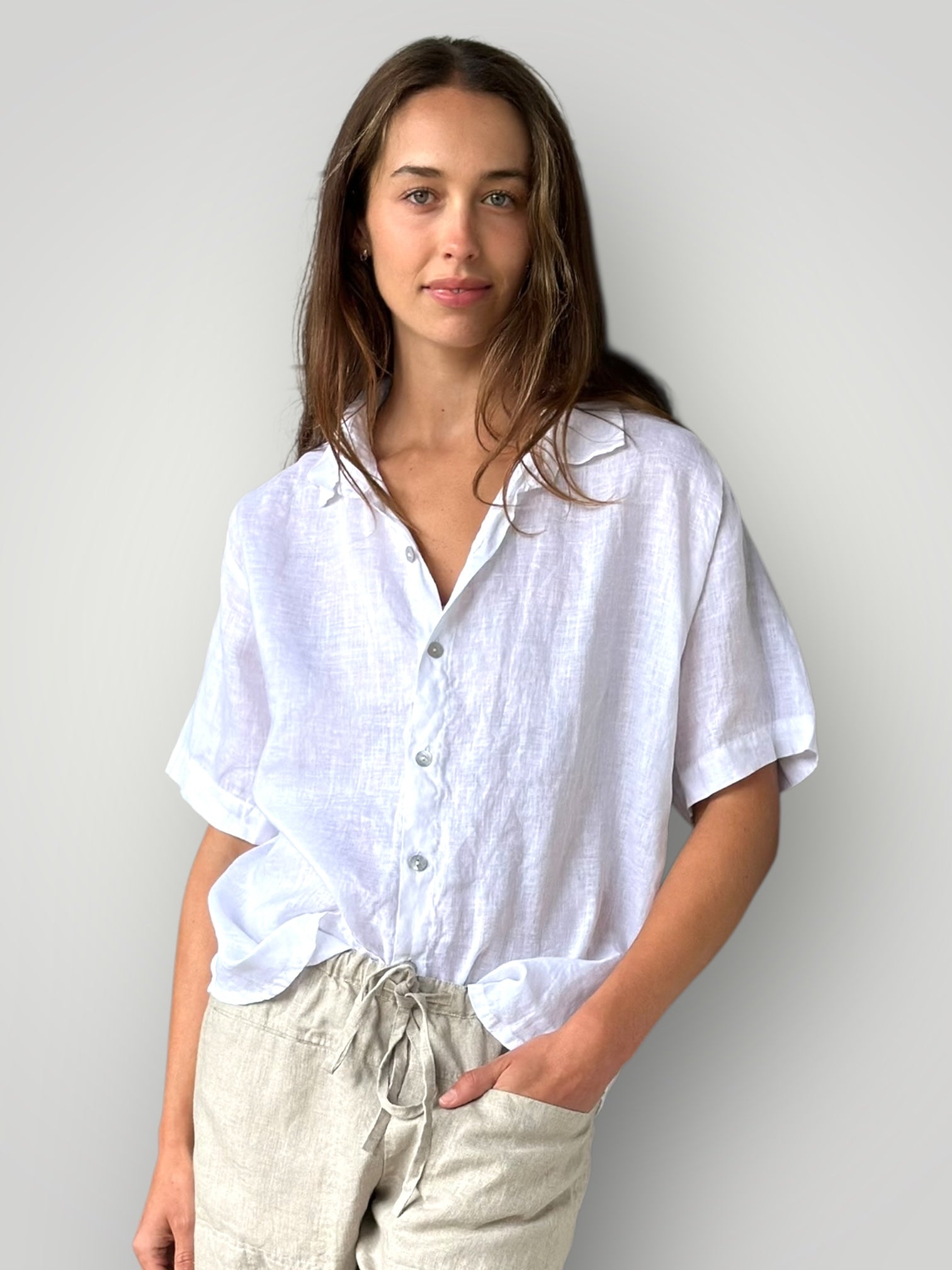 august shirt-white linen Apparel