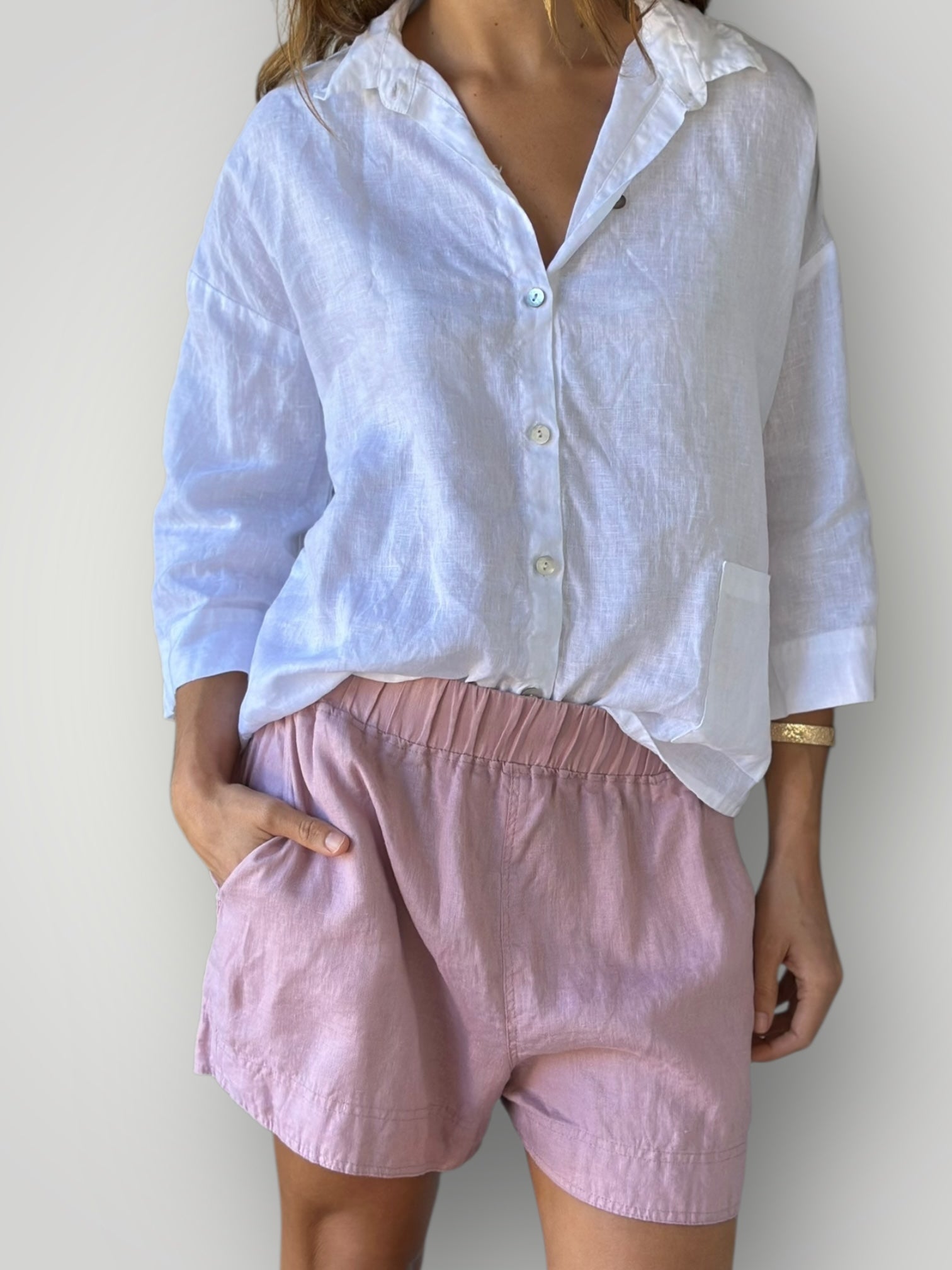 abbey short - dusty rose linen Apparel