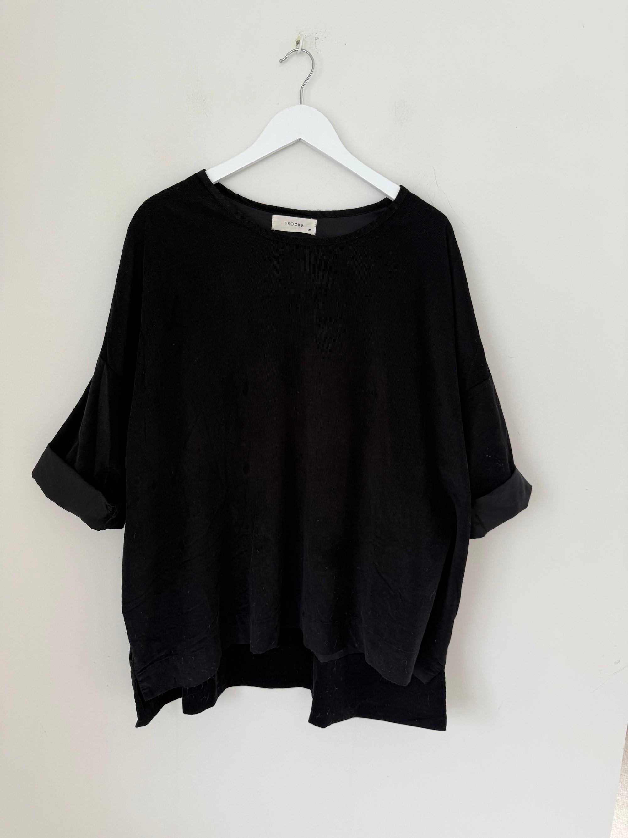 hunter top - black cord Apparel