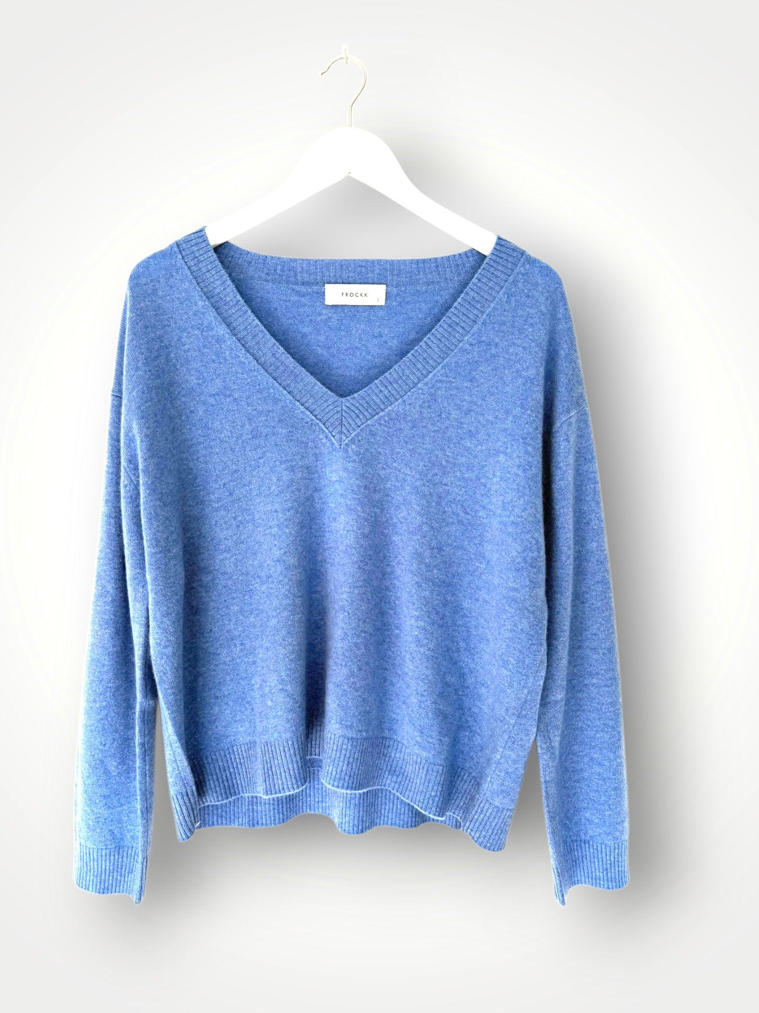 hazel cashmere v neck -lagoon General