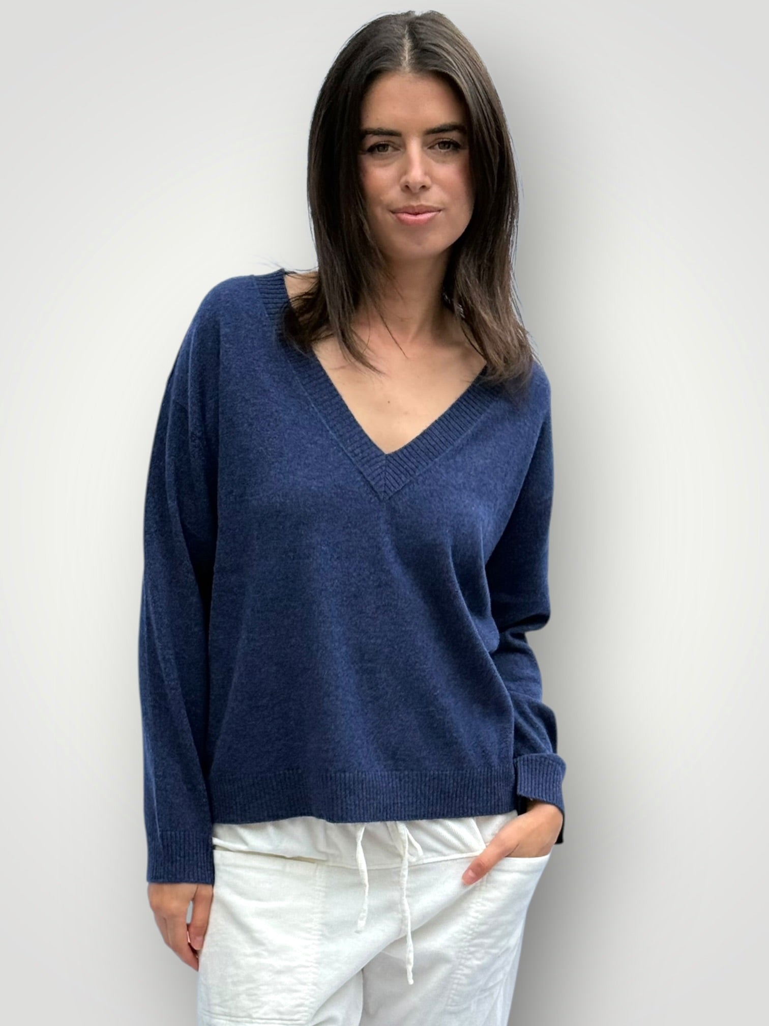 hazel cashmere v neck -denim General