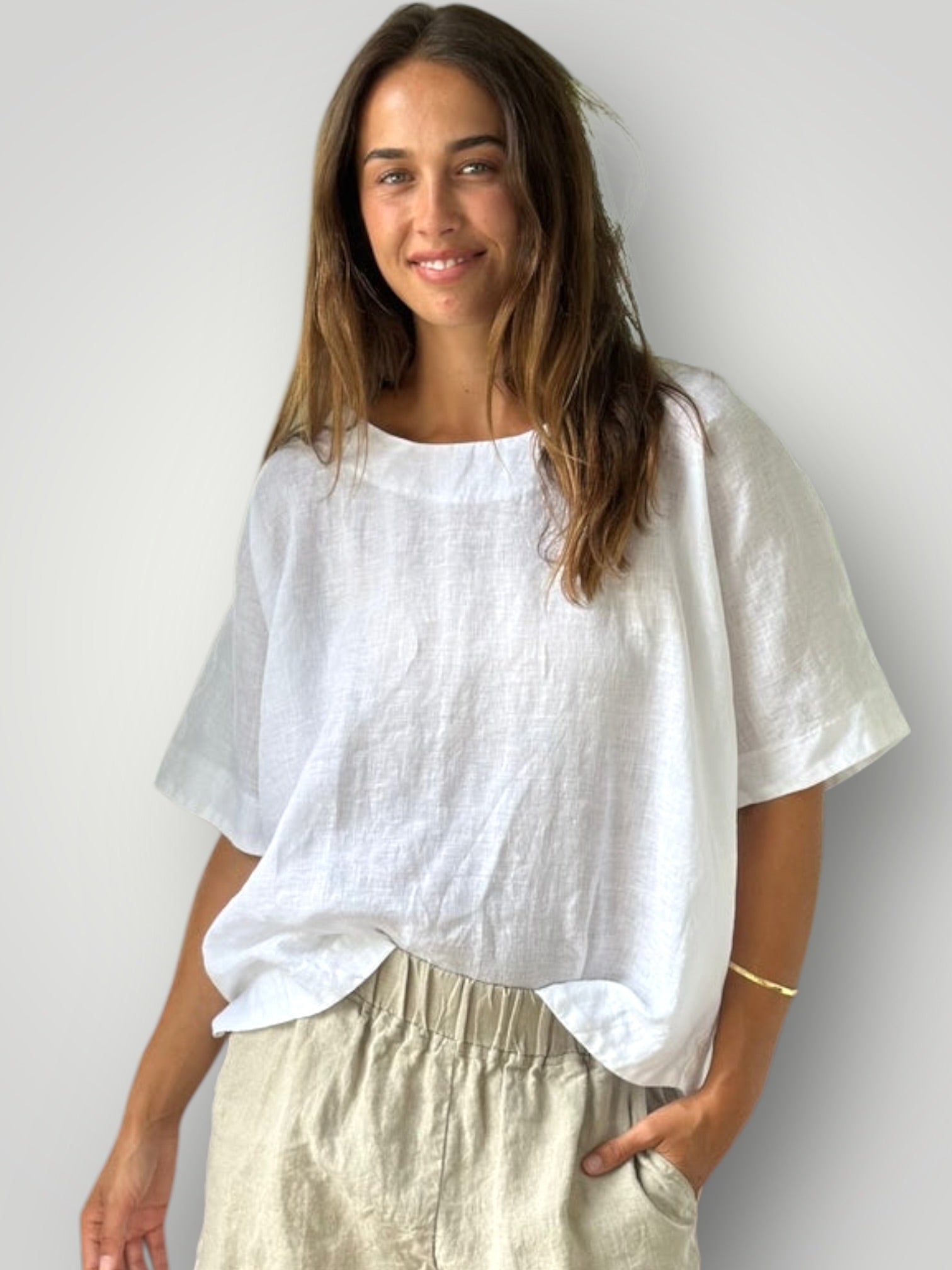 mia top - white linen Apparel