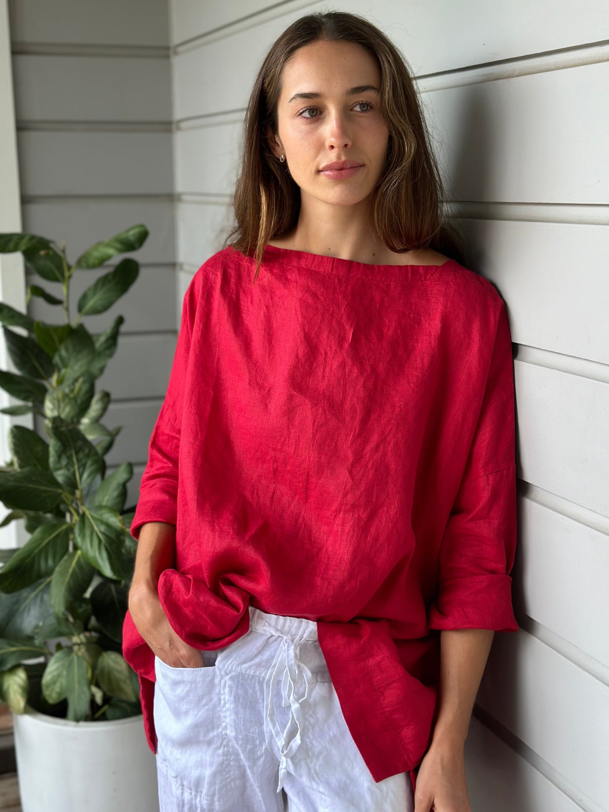 avril top - red linen Apparel  