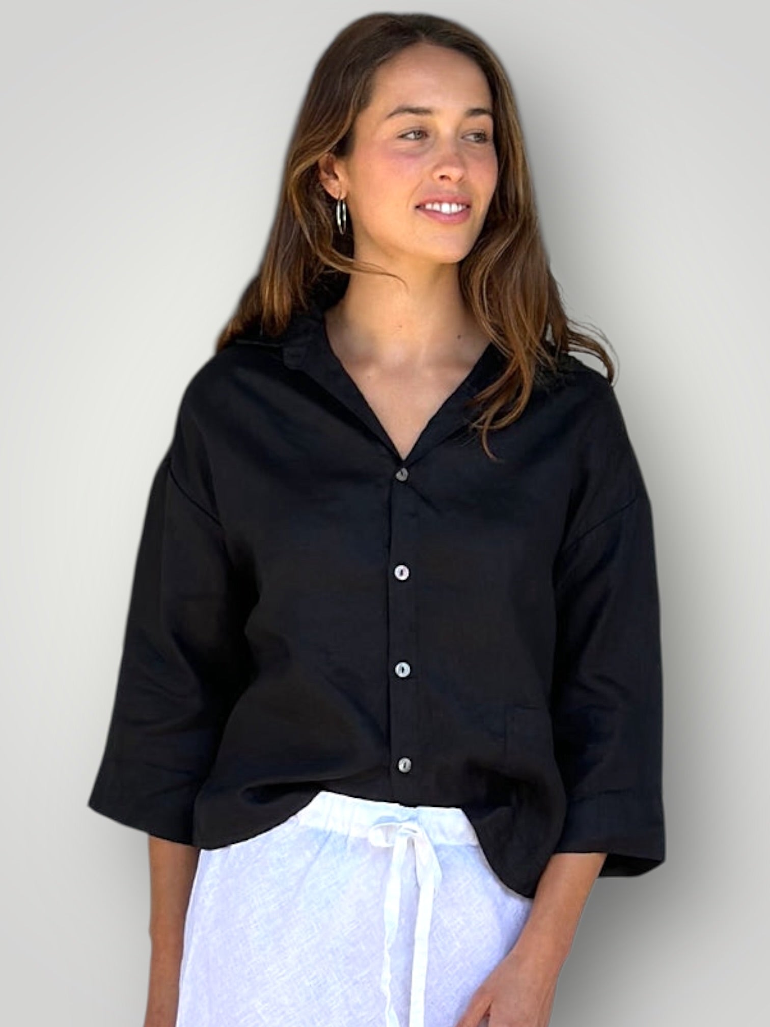 deanna shirt - black linen Apparel