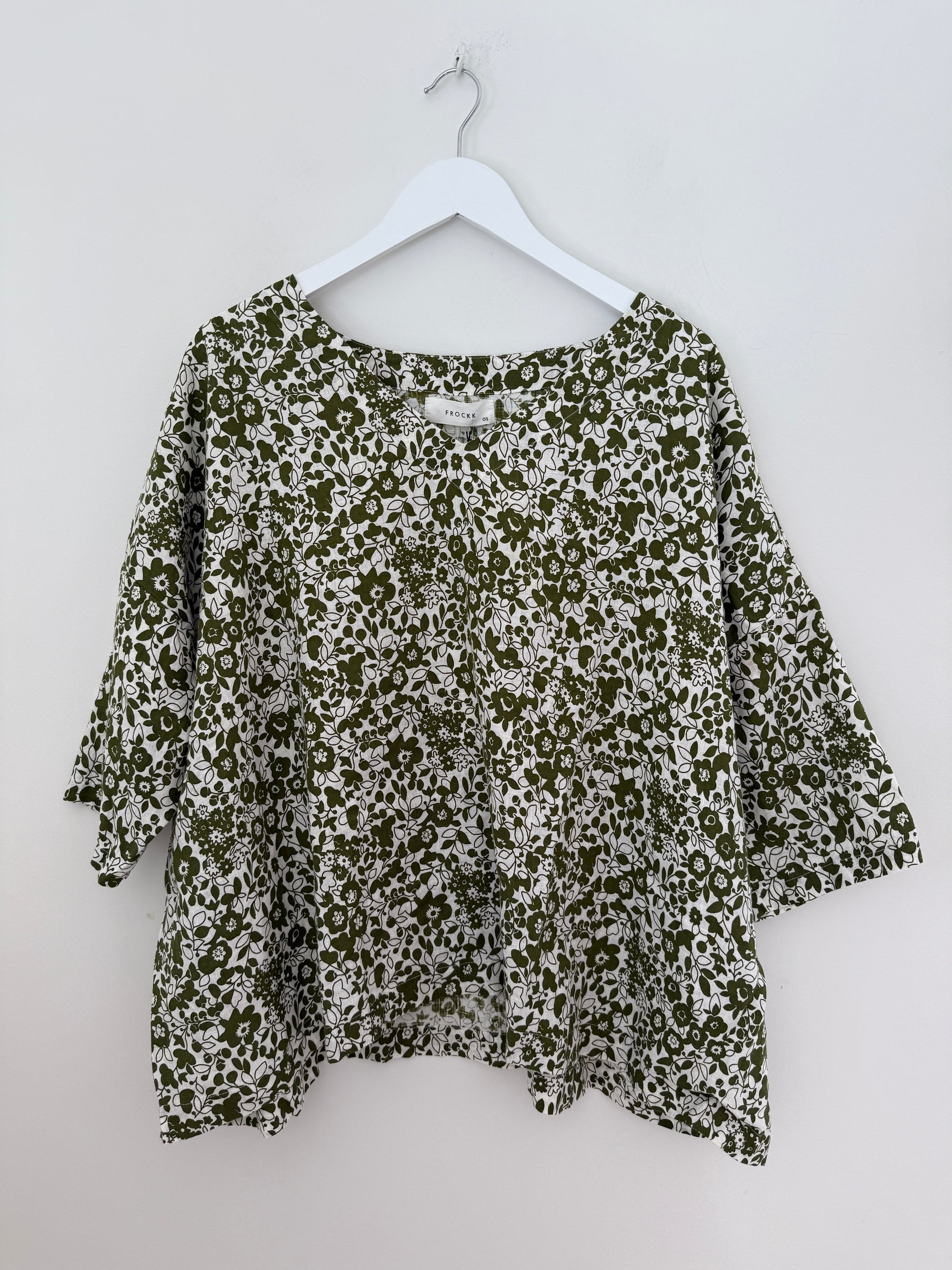 lydia top -moss floral linen Apparel