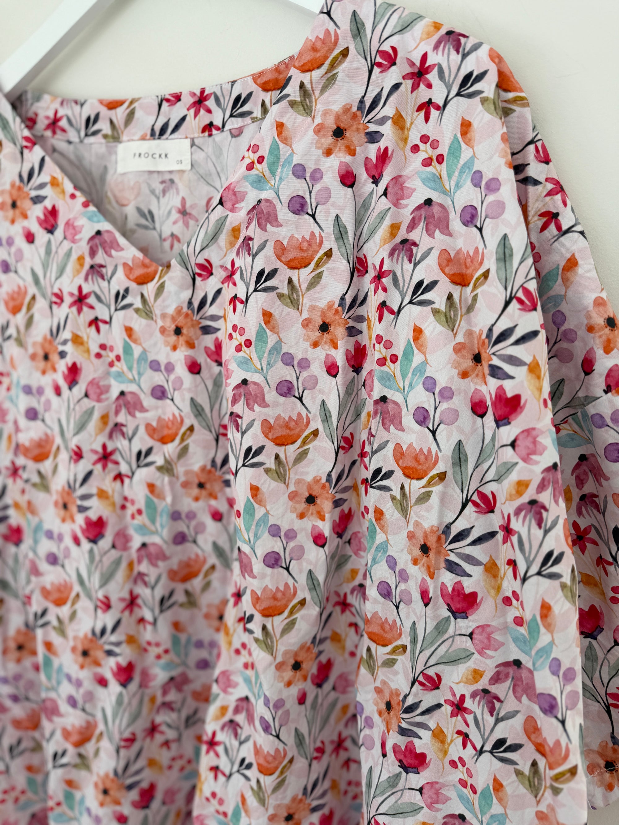 lydia top - tulip floral cotton Apparel