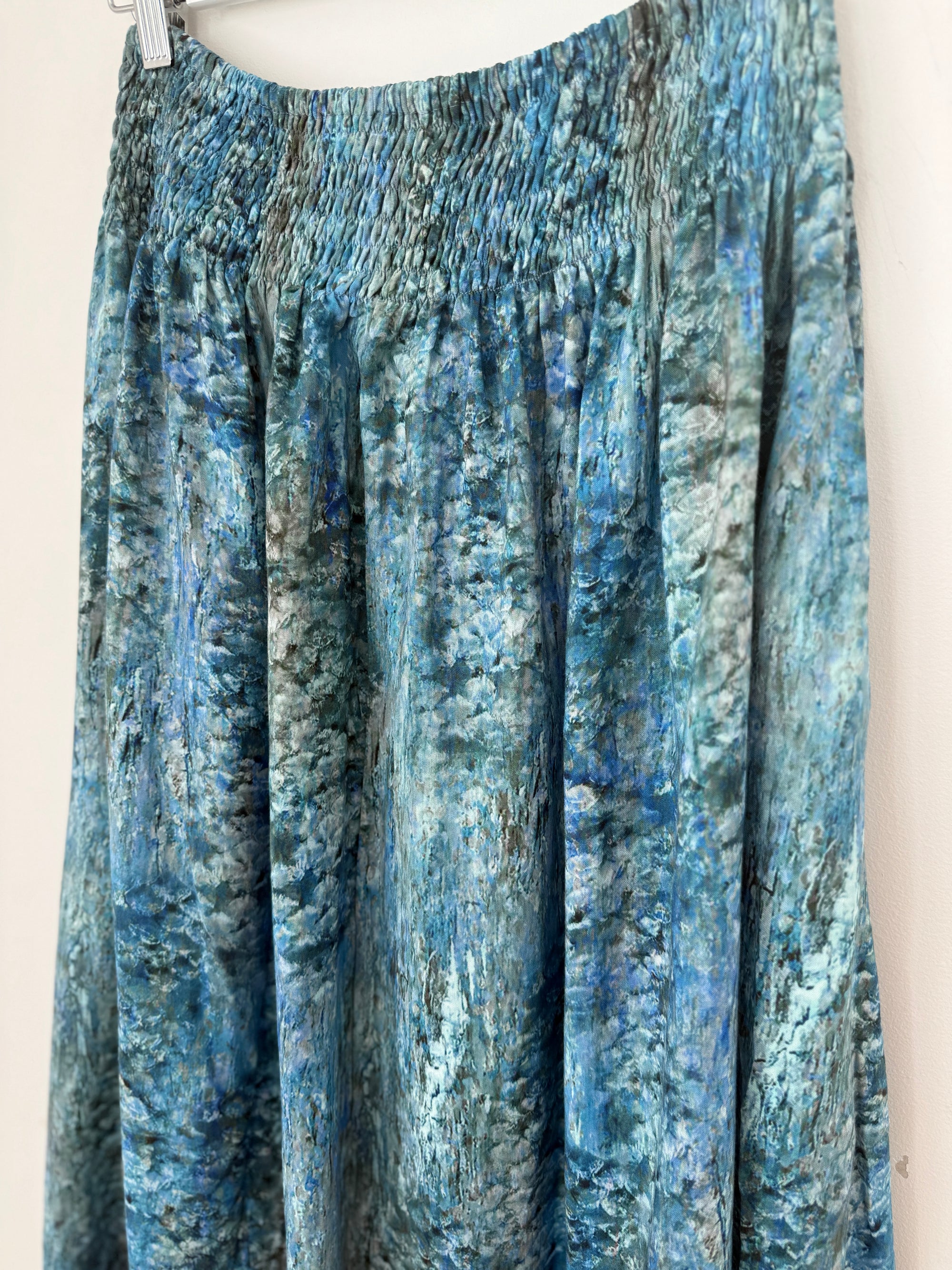 lola skirt - blues watercolour Apparel