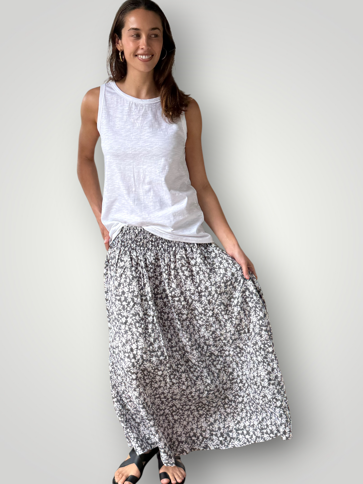 lulu skirt - grey floral linen Apparel