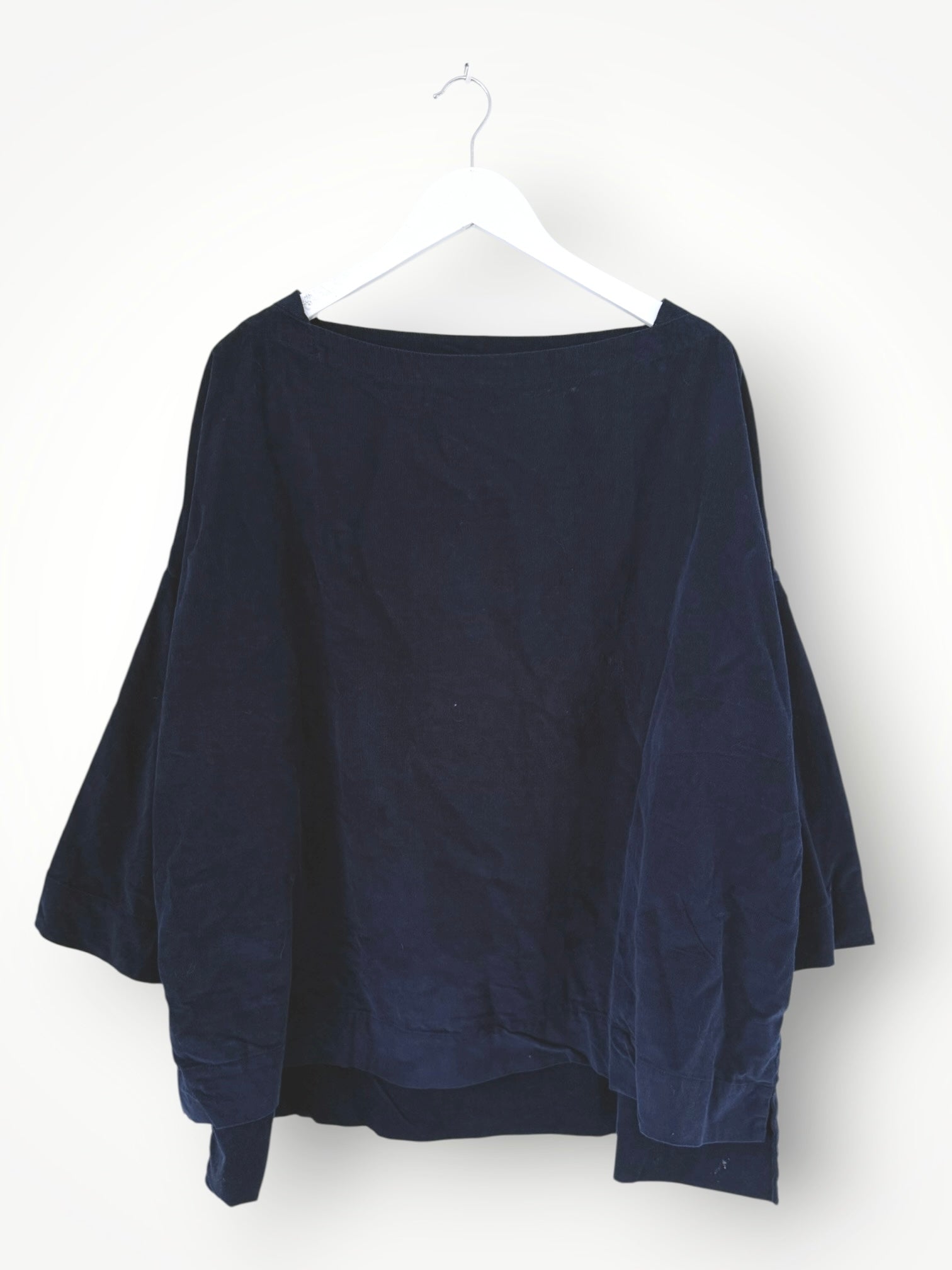 avril top -navy cord Apparel