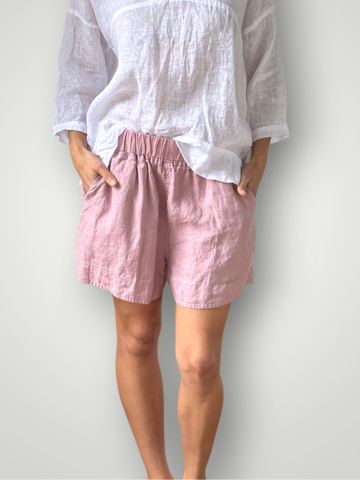 abbey short - dusty rose linen Apparel
