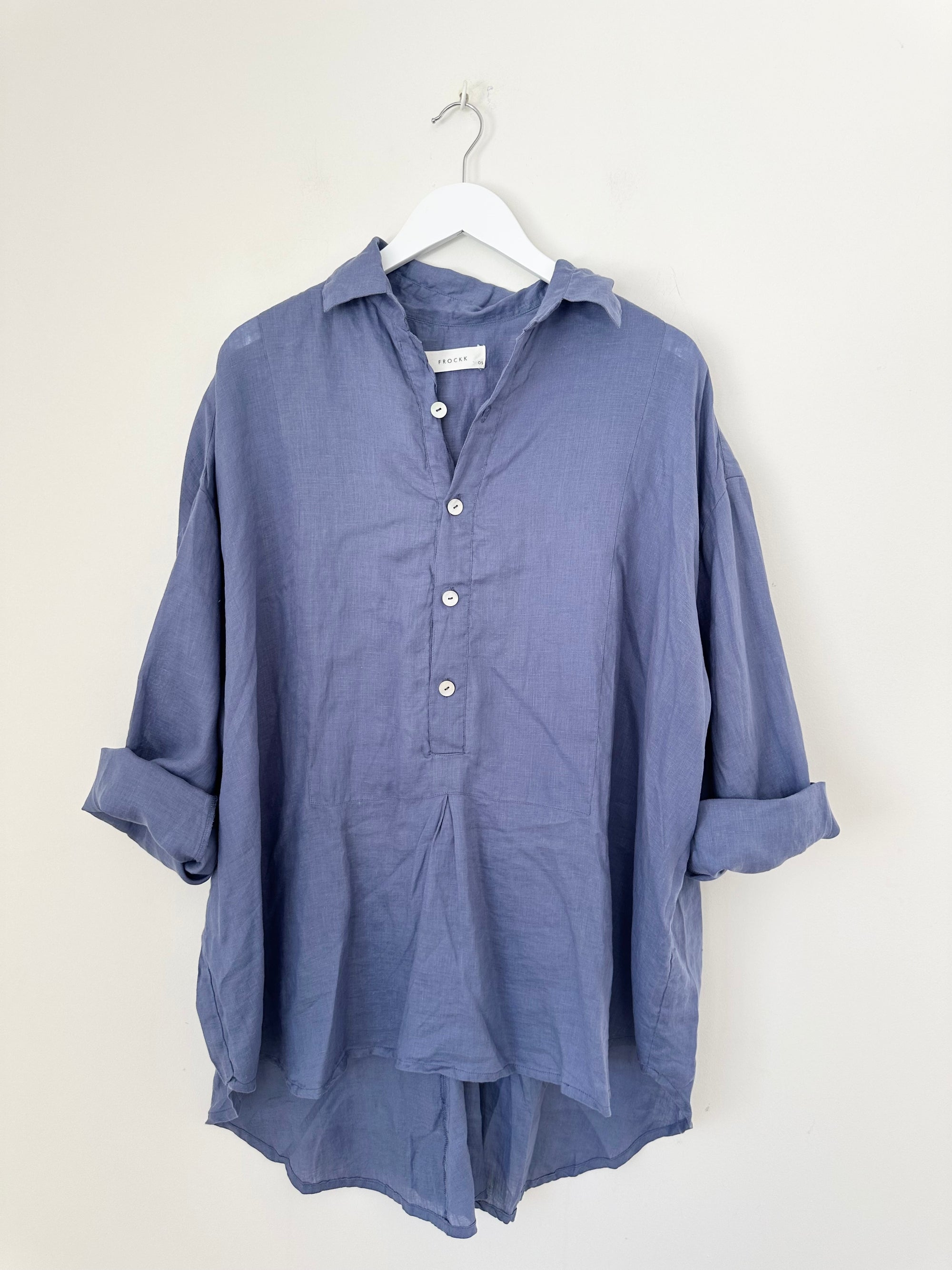 megan shirt - cornflower linen Apparel
