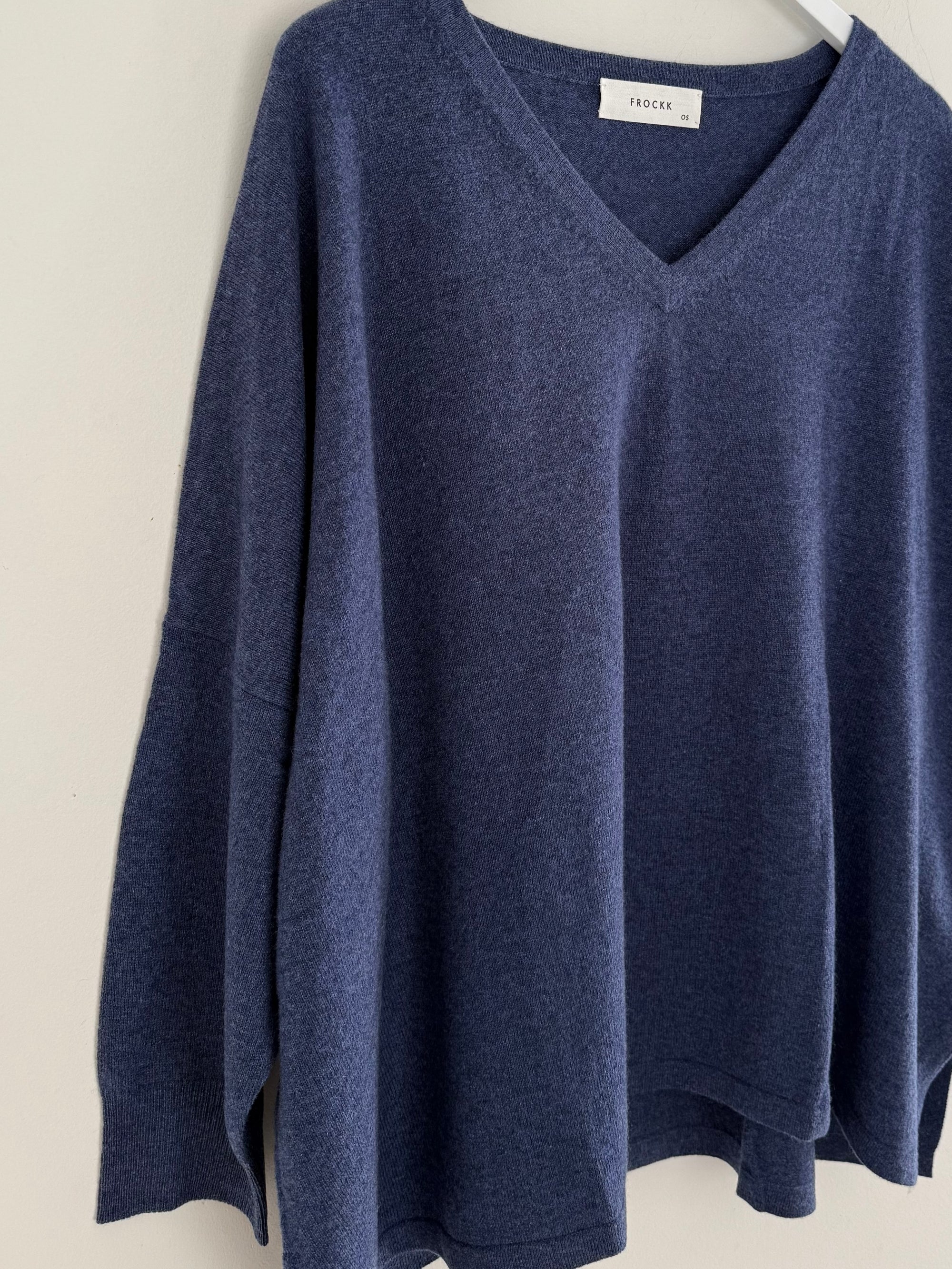 relaxed boyfriend knit- dark denim cashmere Apparel