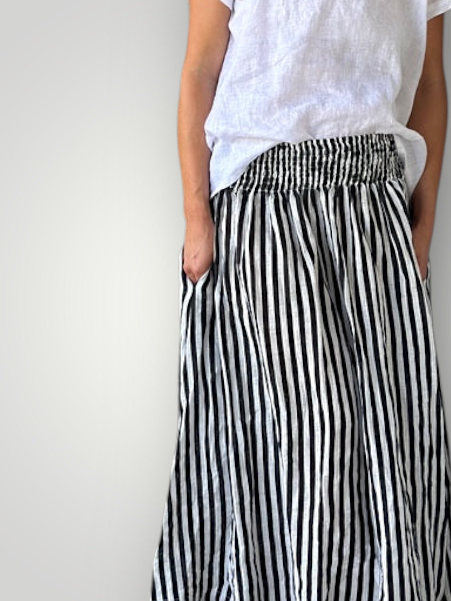lulu skirt - black stripe linen Apparel