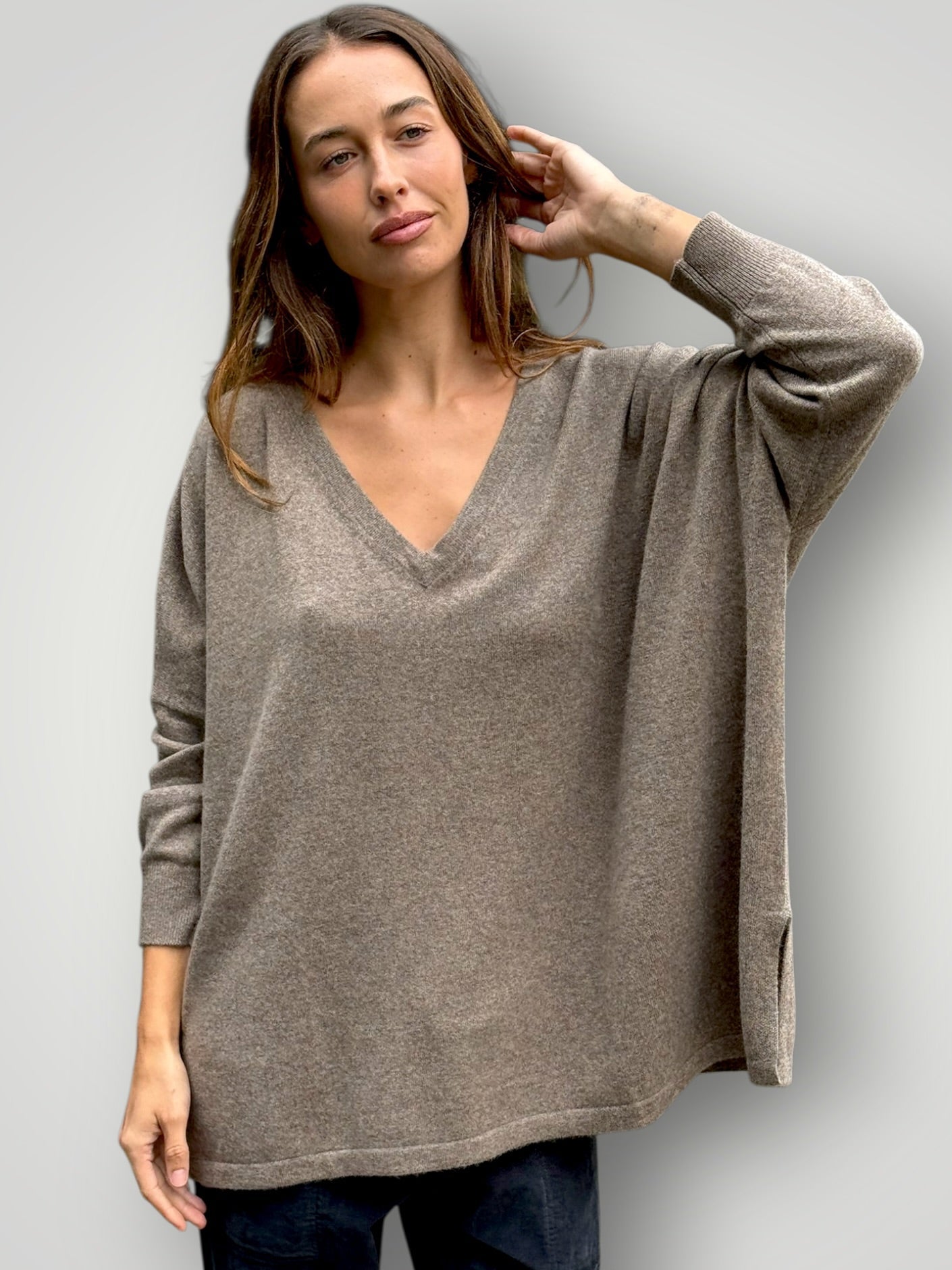boyfriend v cashmere knit- soil Apparel