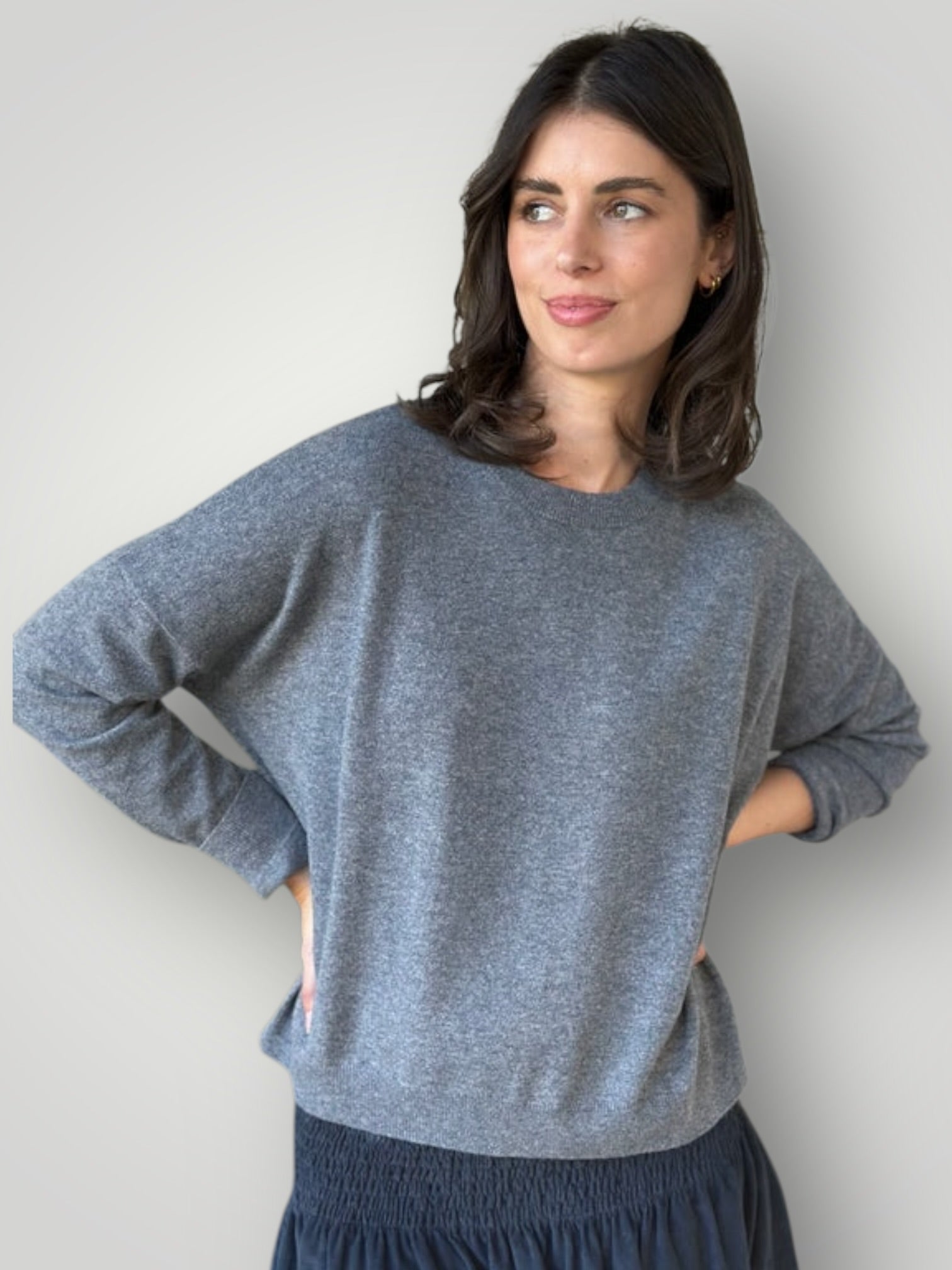 cassie crew neck-slate grey cashmere Apparel