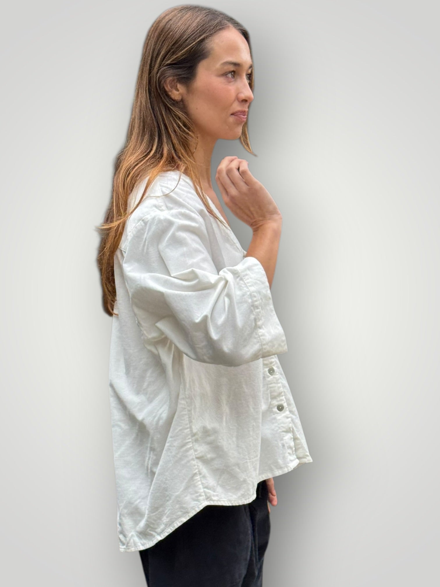 raine shirt - warm white cord Apparel