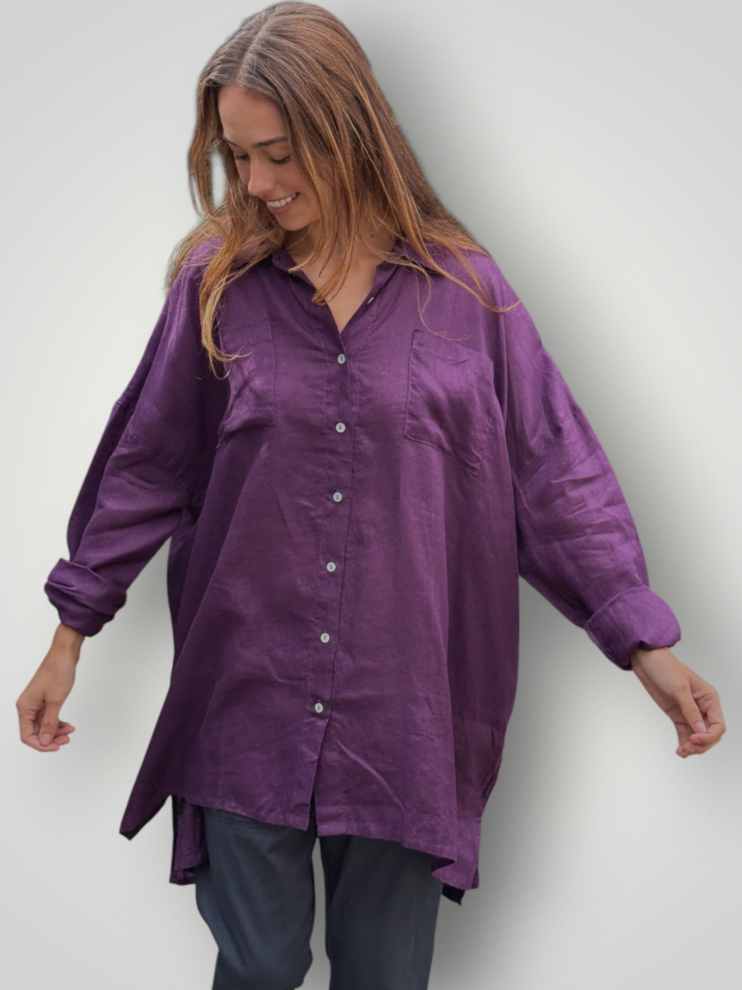 aiden boyfriend shirt -eggplant linen Apparel