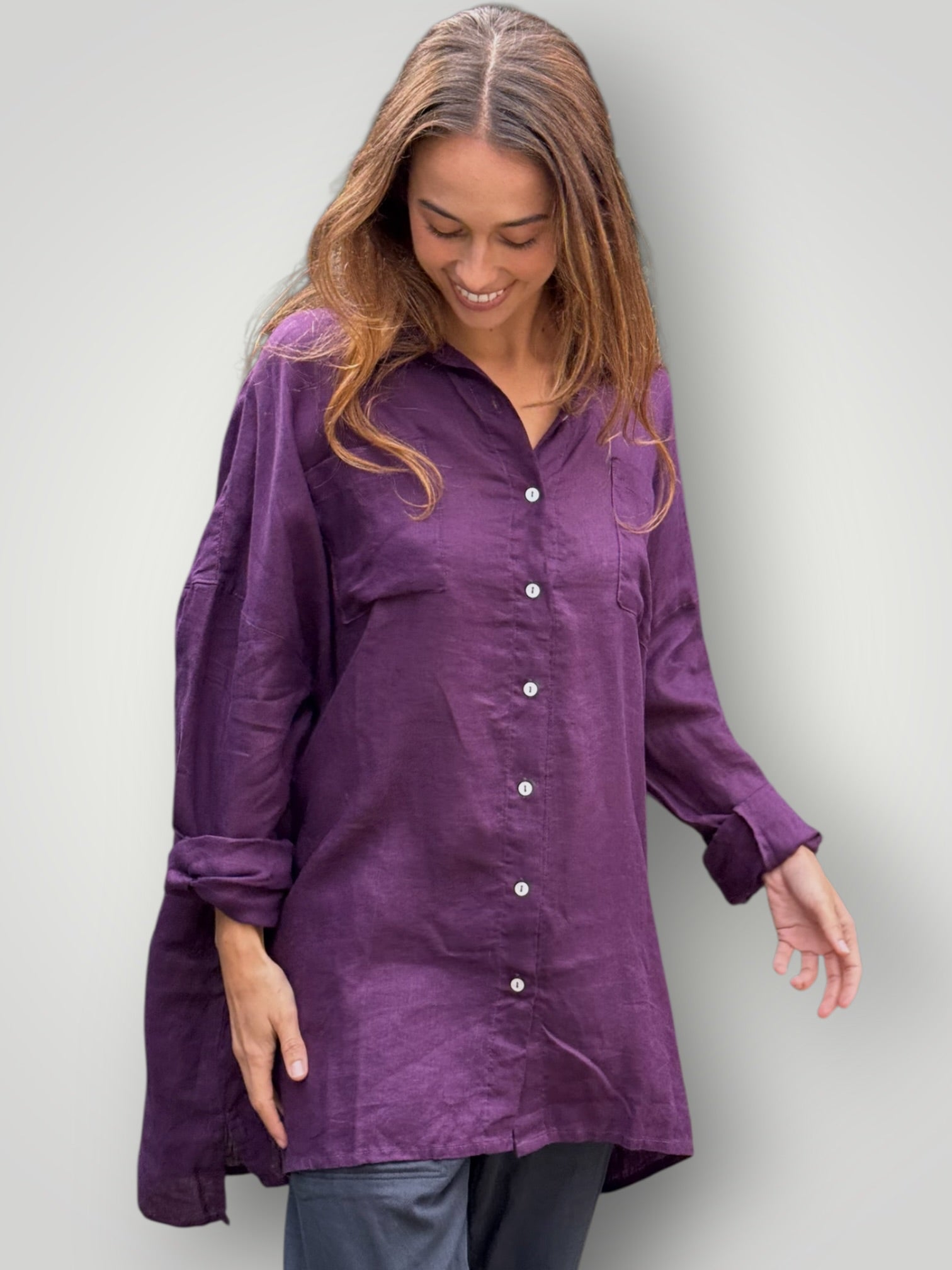 aiden boyfriend shirt -eggplant linen Apparel