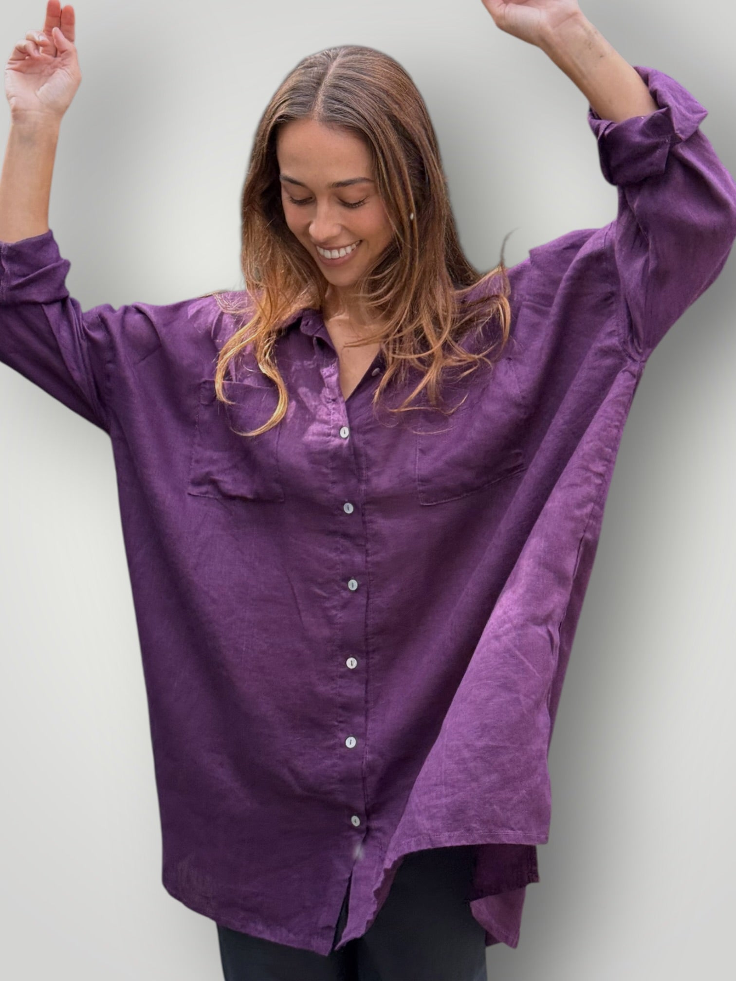 aiden boyfriend shirt -eggplant linen Apparel