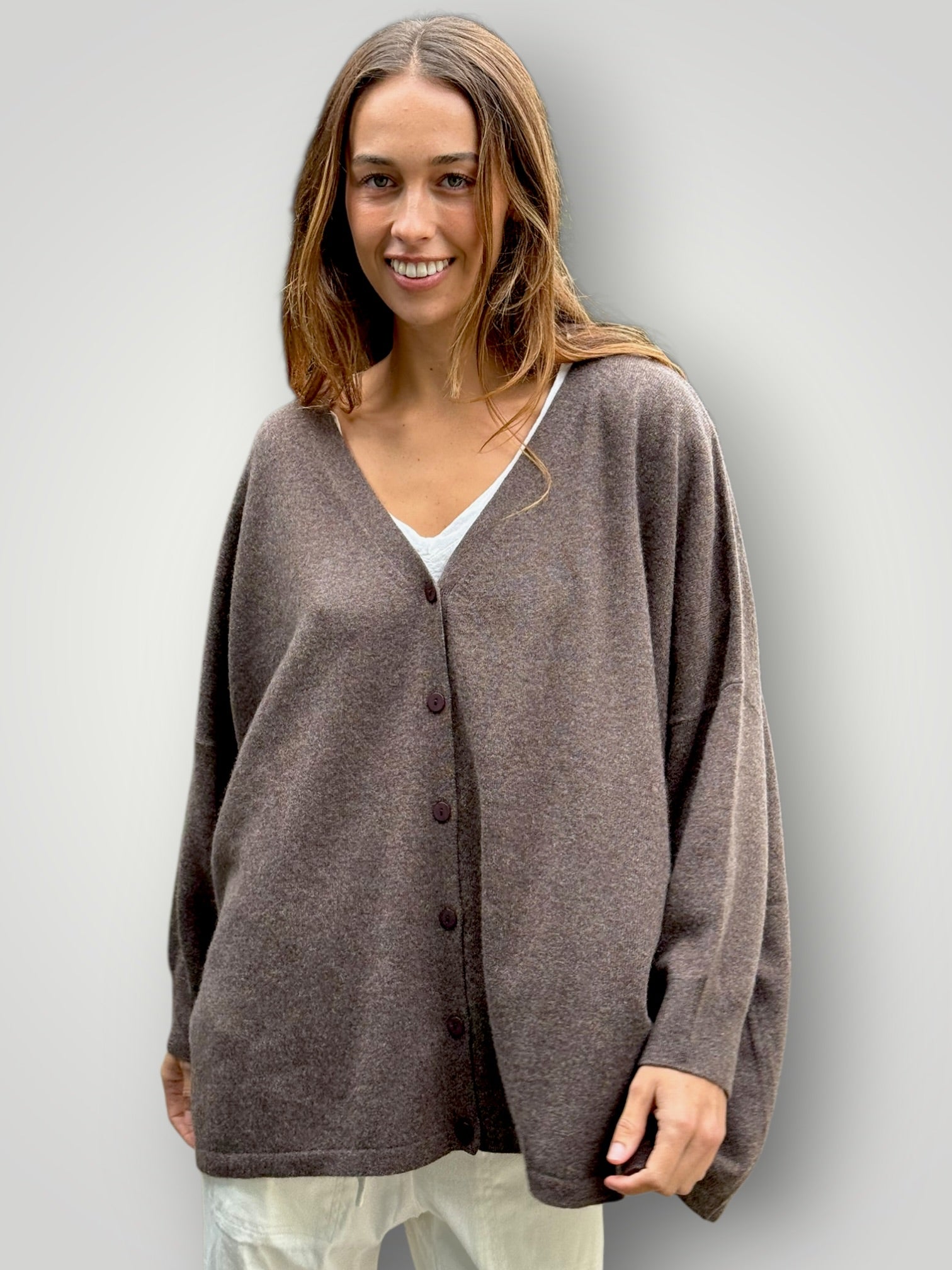 boyfriend cashmere cardigan -bark Apparel