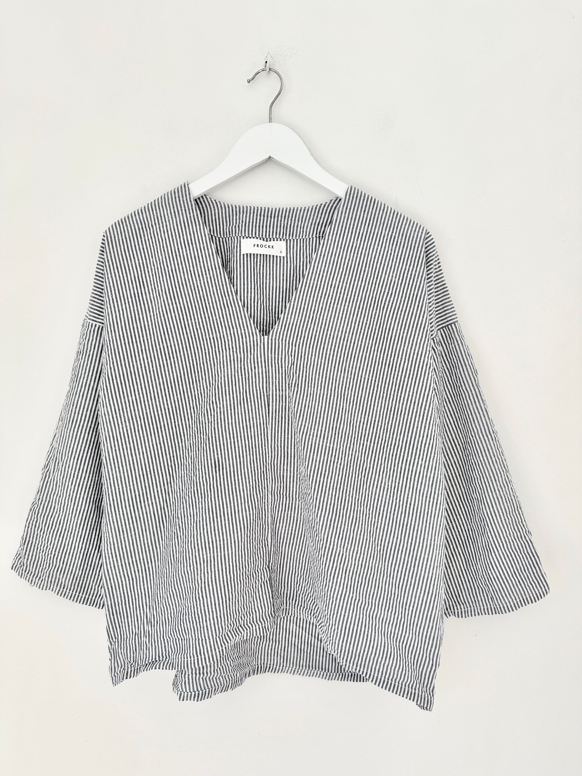 paige top - grey stripe cotton Apparel