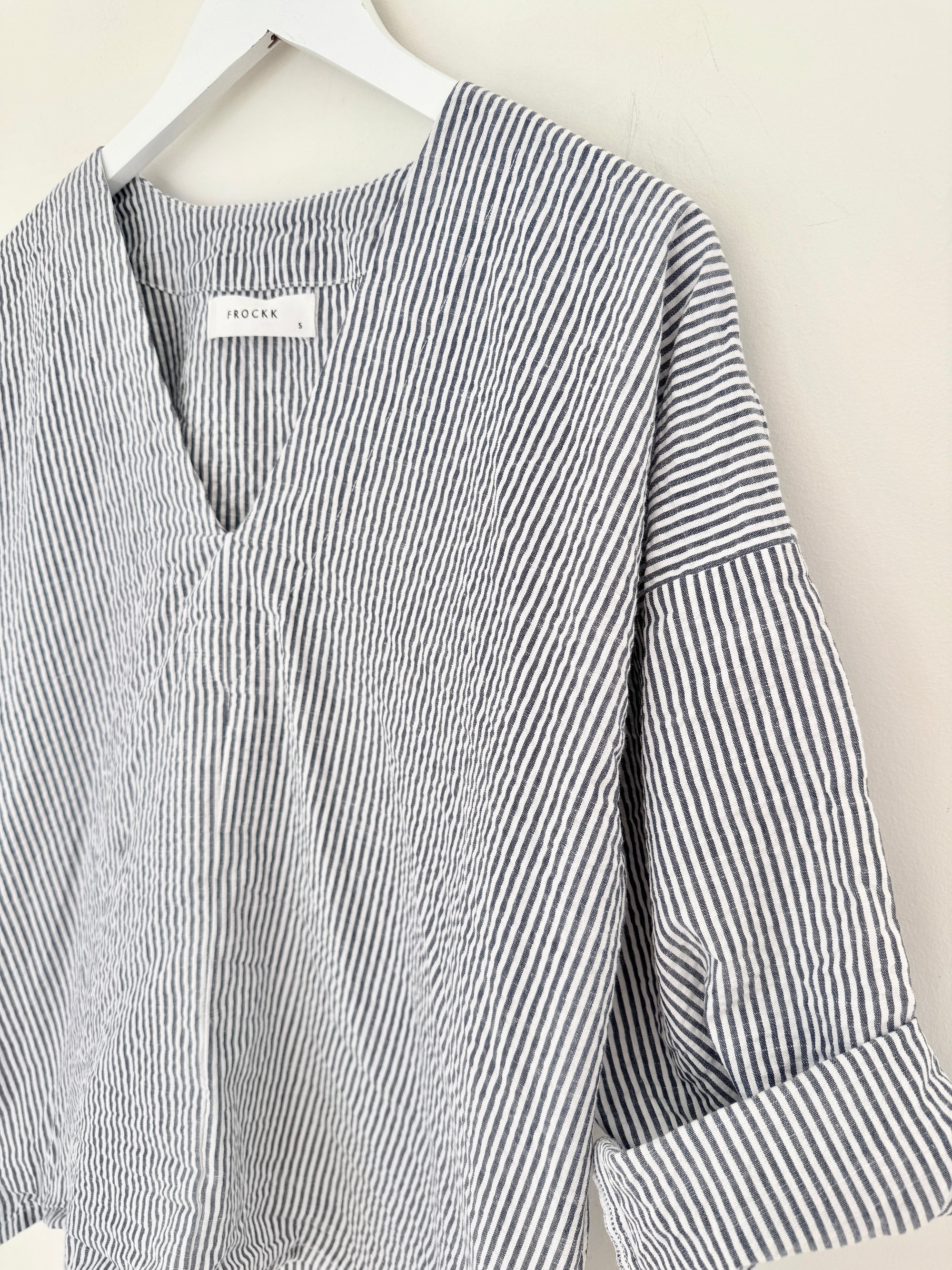 paige top - grey stripe cotton Apparel
