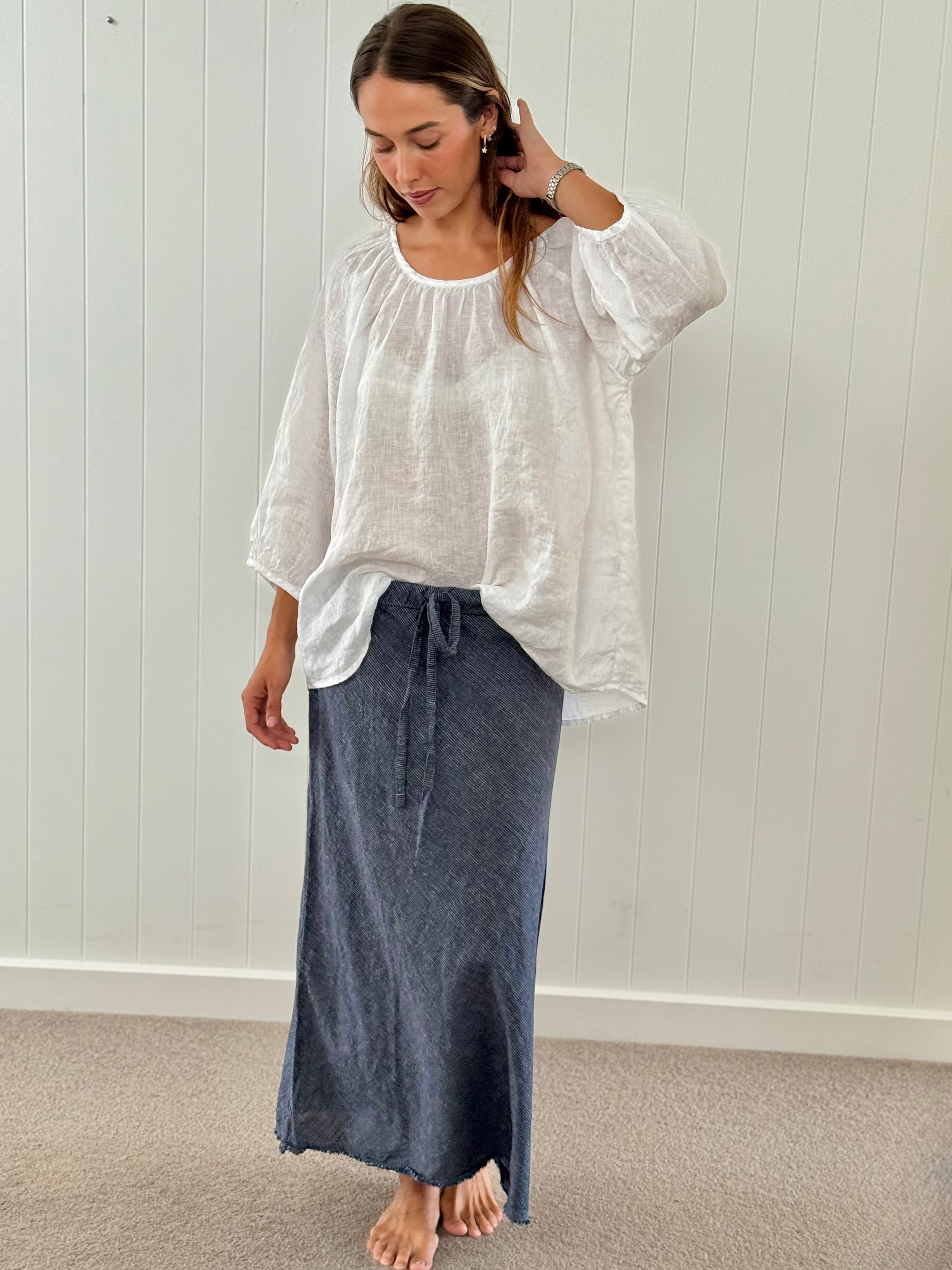 louisa top-white linen Apparel