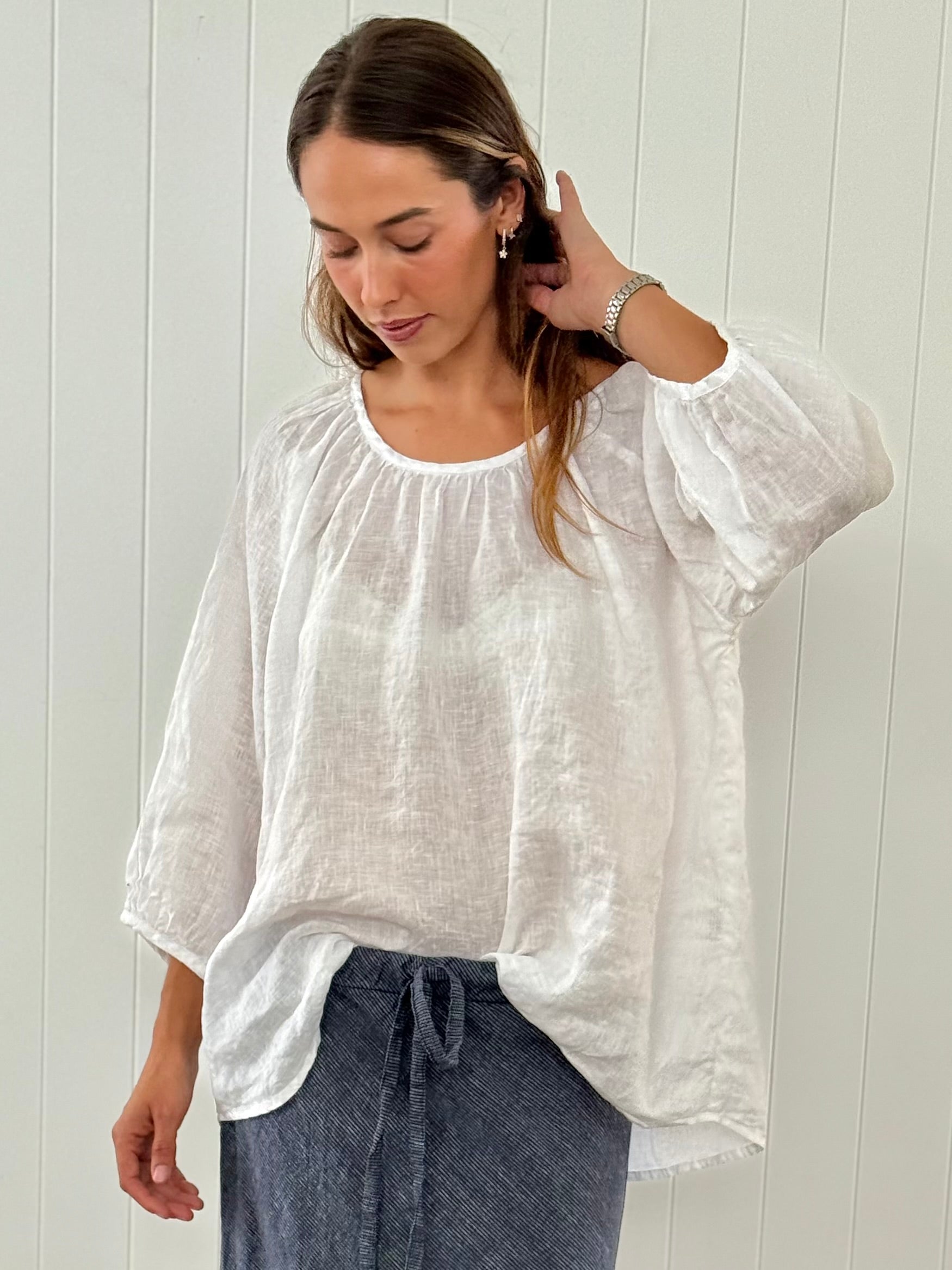 louisa top-white linen Apparel