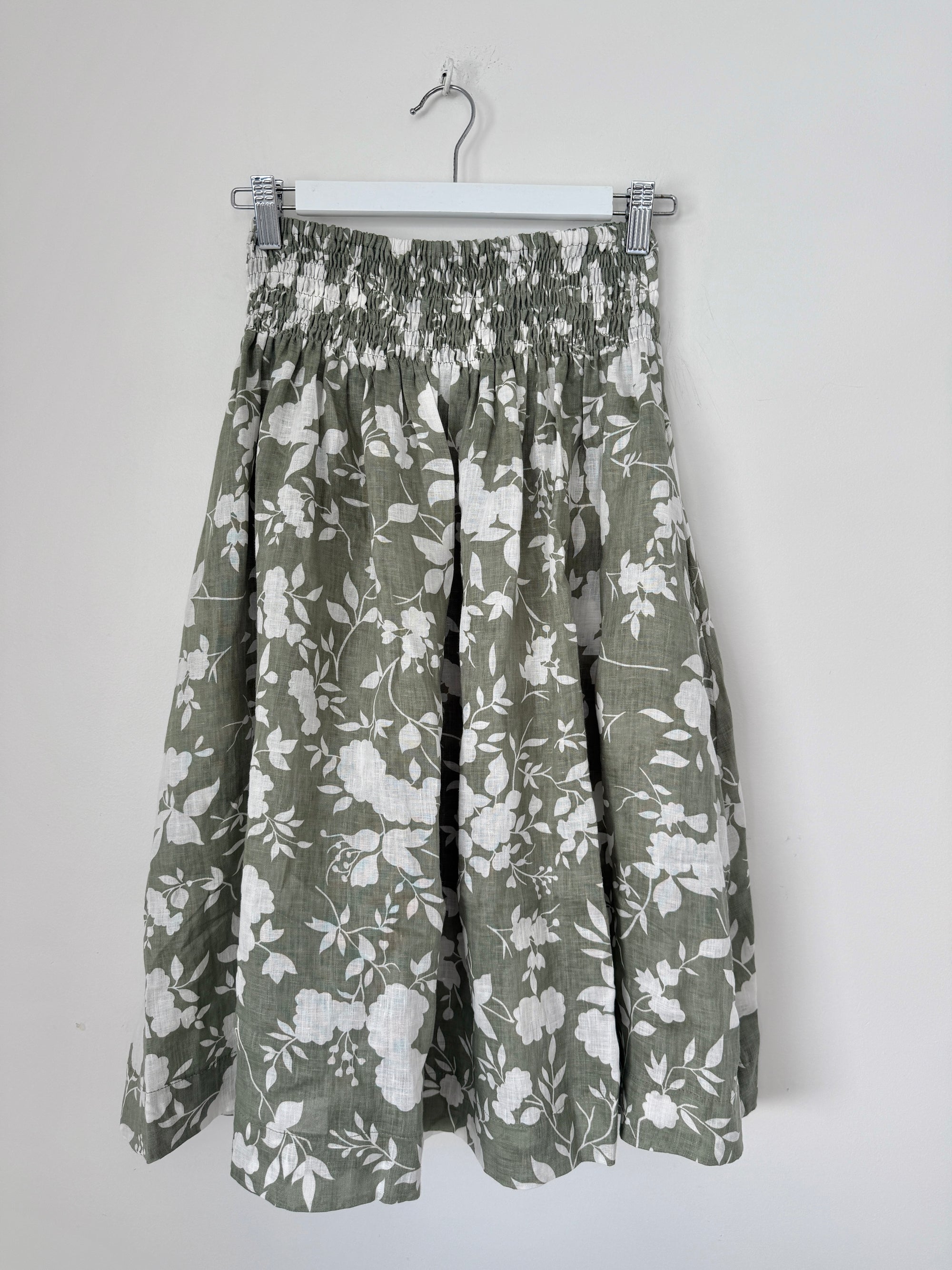 lola skirt - sage flower linen Apparel