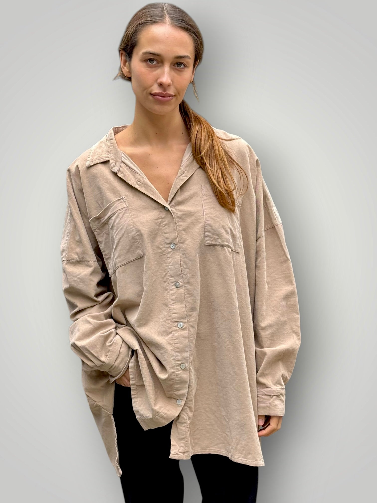 aiden oversized shirt -sand cord Apparel
