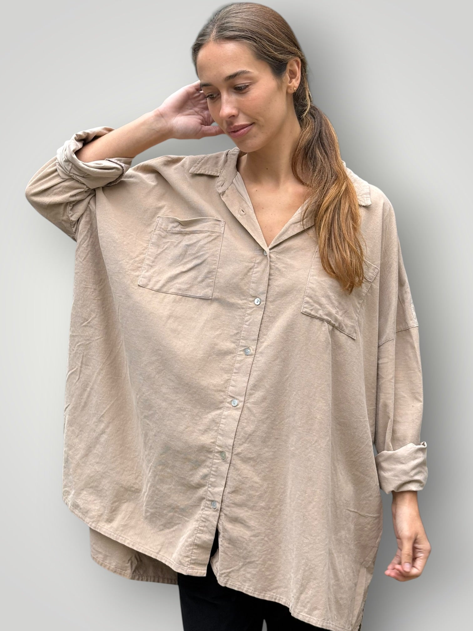aiden oversized shirt -sand cord Apparel
