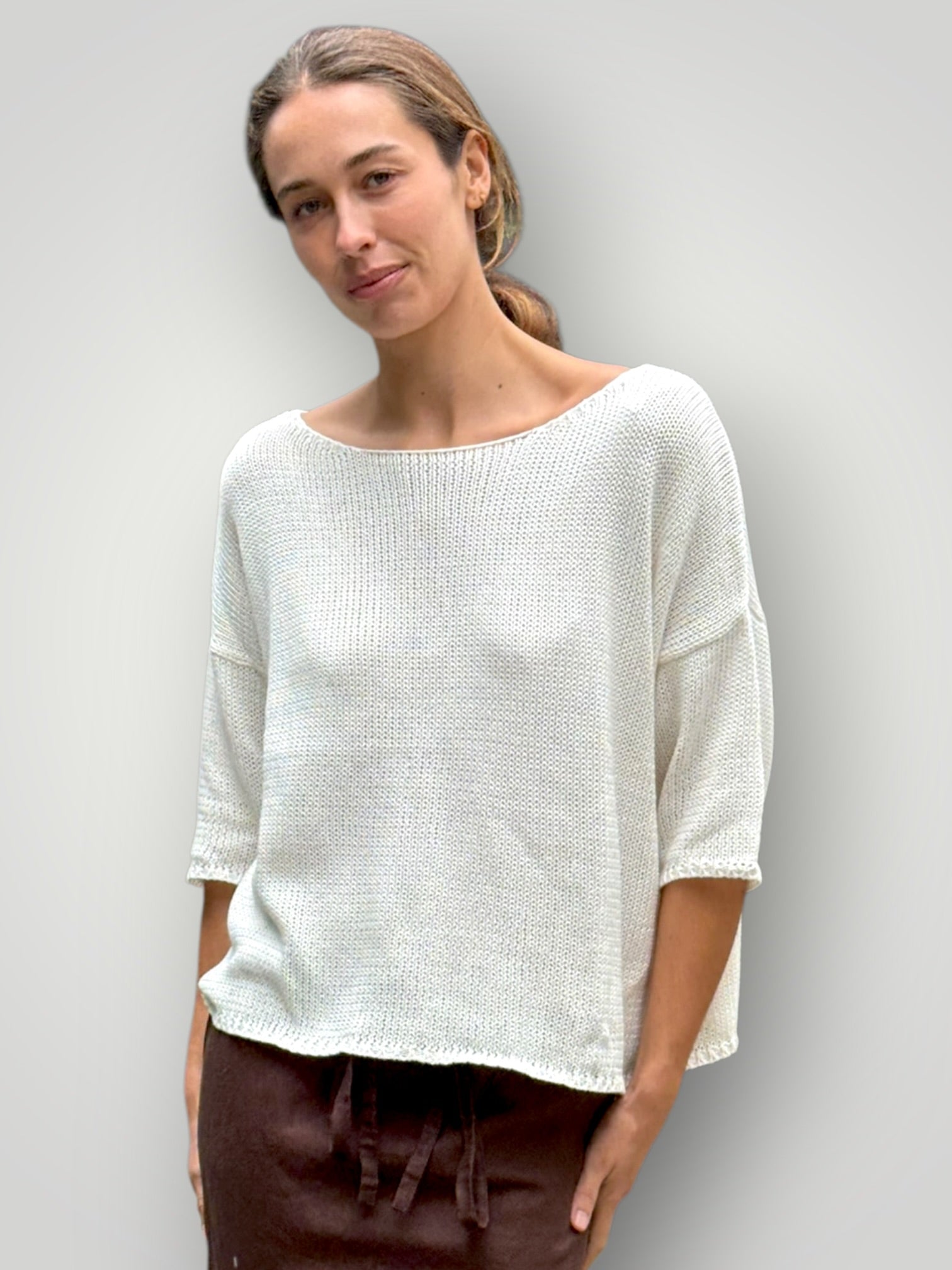 alex knit - warm white cotton Apparel