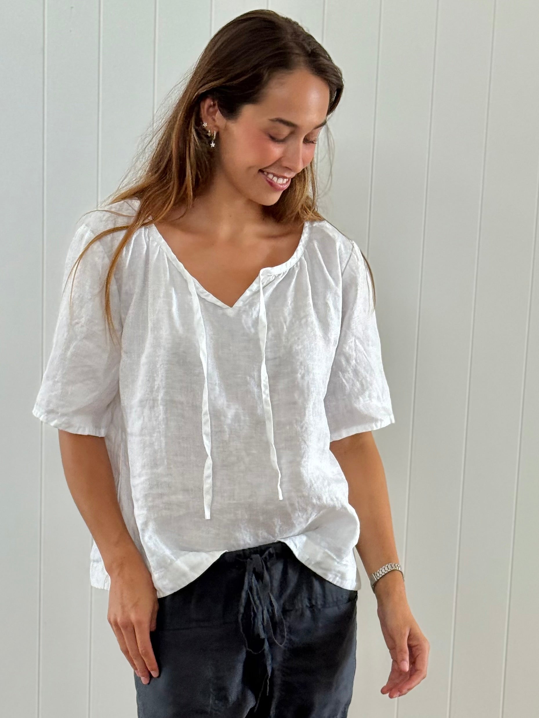 serena top-white linen