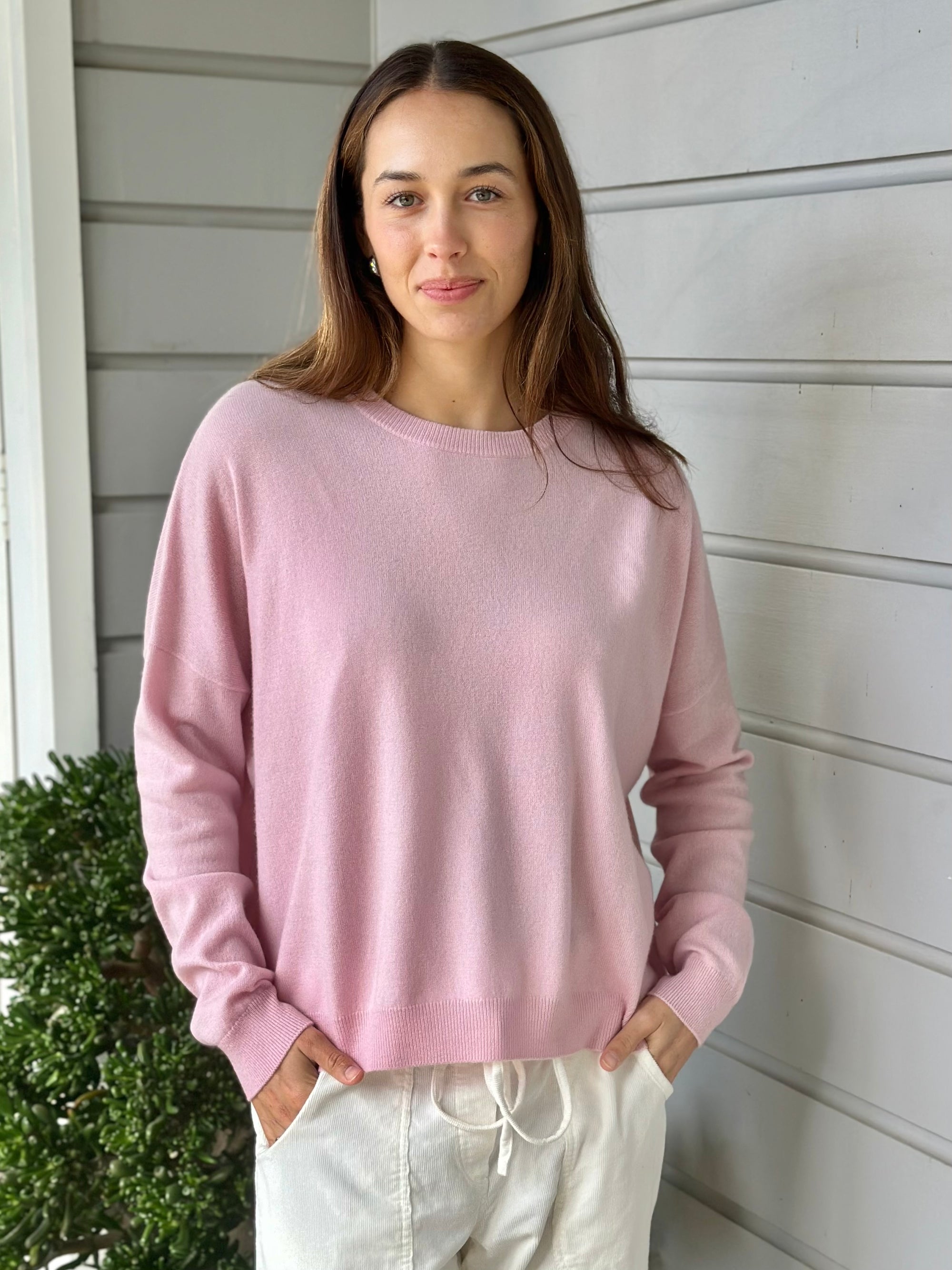 cassie crew neck -soft pink cashmere Apparel