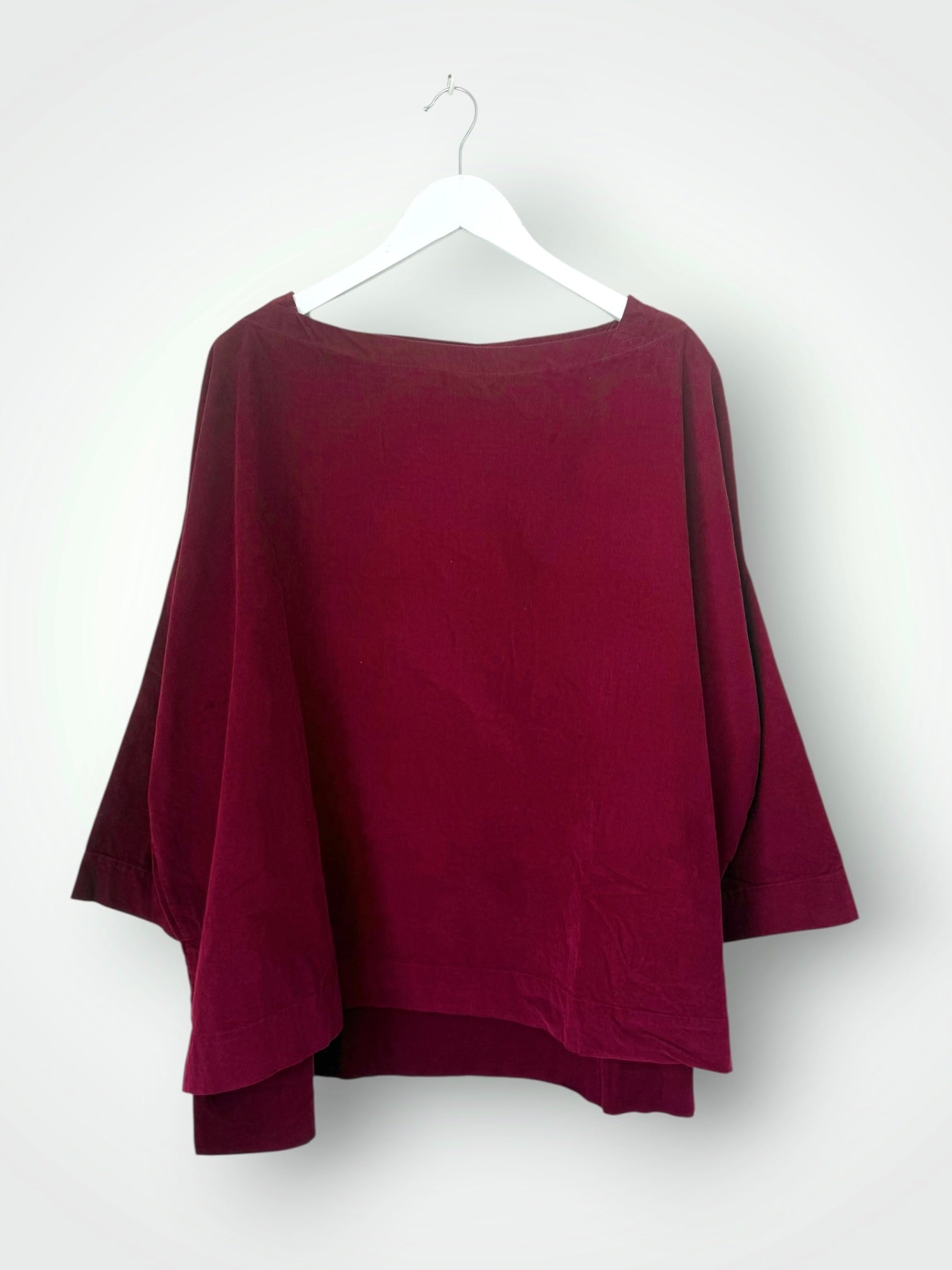 avril top -merlot cord Apparel