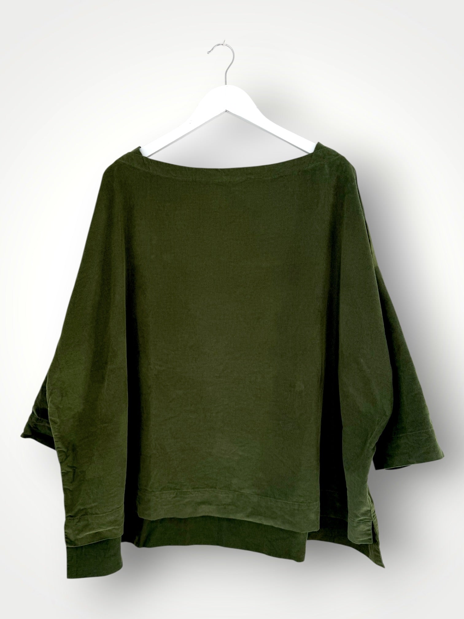 avril top -moss cord Apparel