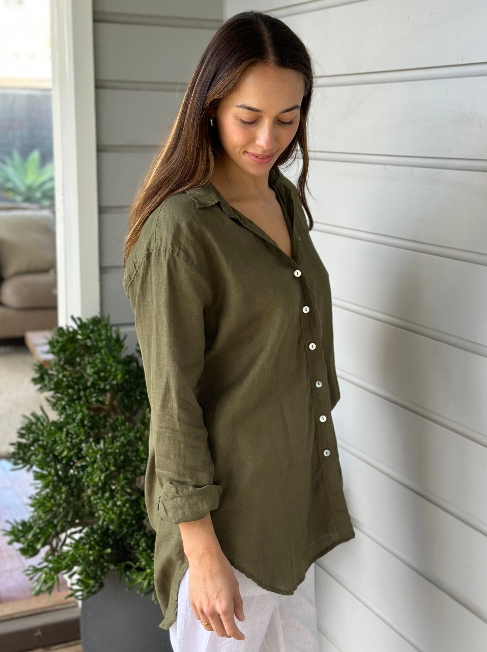 skyla shirt - army linen Apparel  