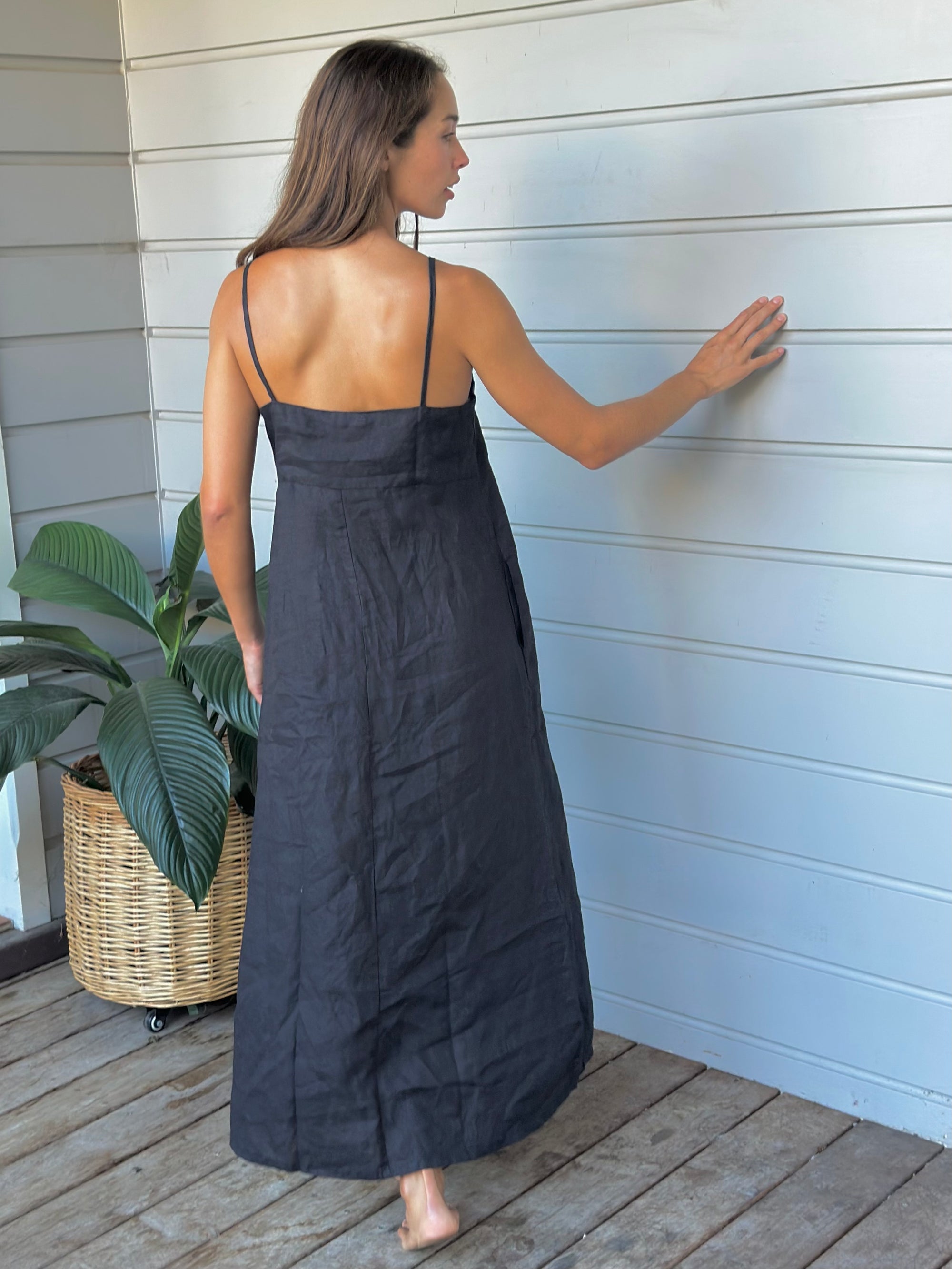 astrid dress - black linen General