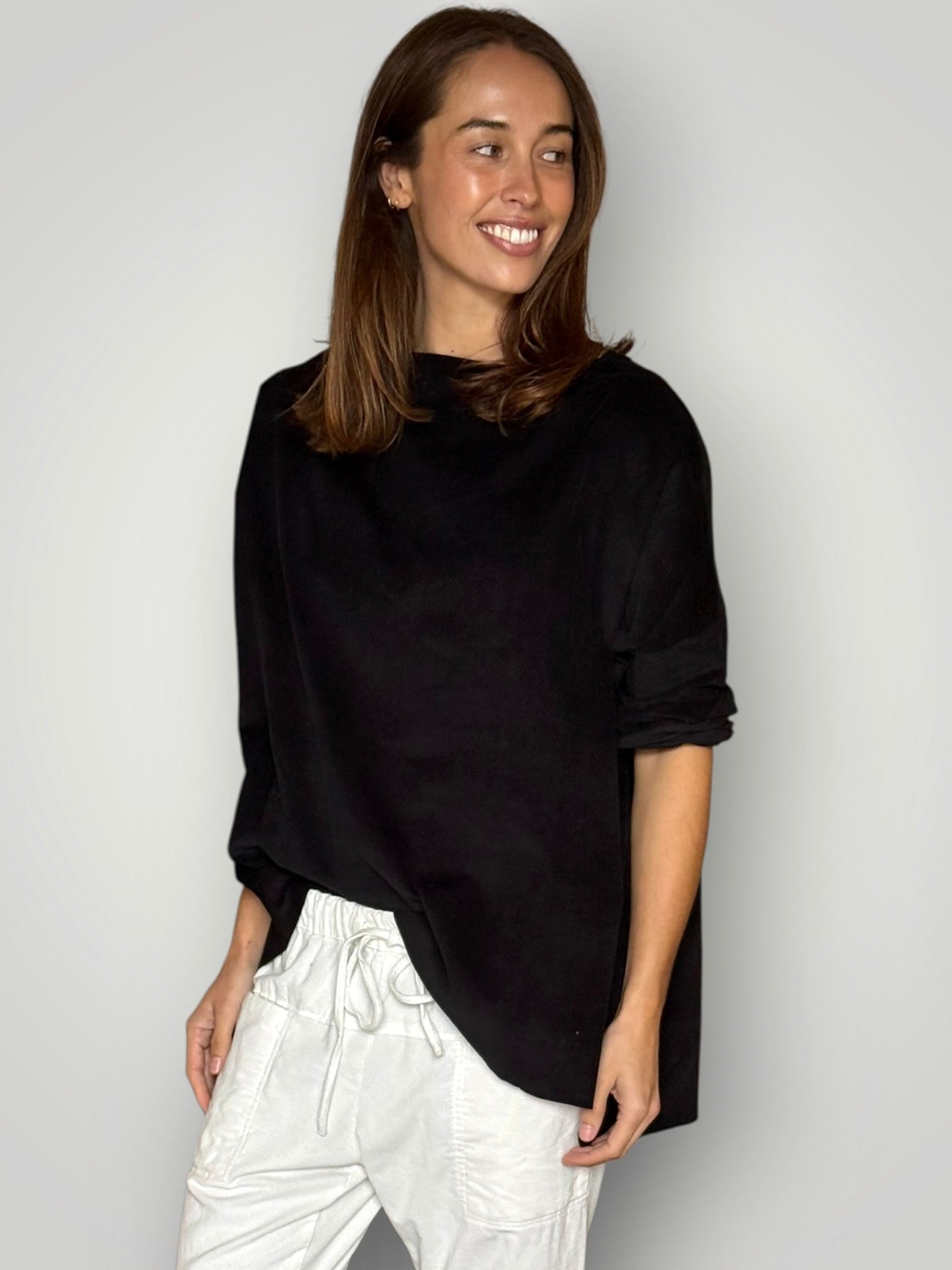 avril top -black cord Apparel
