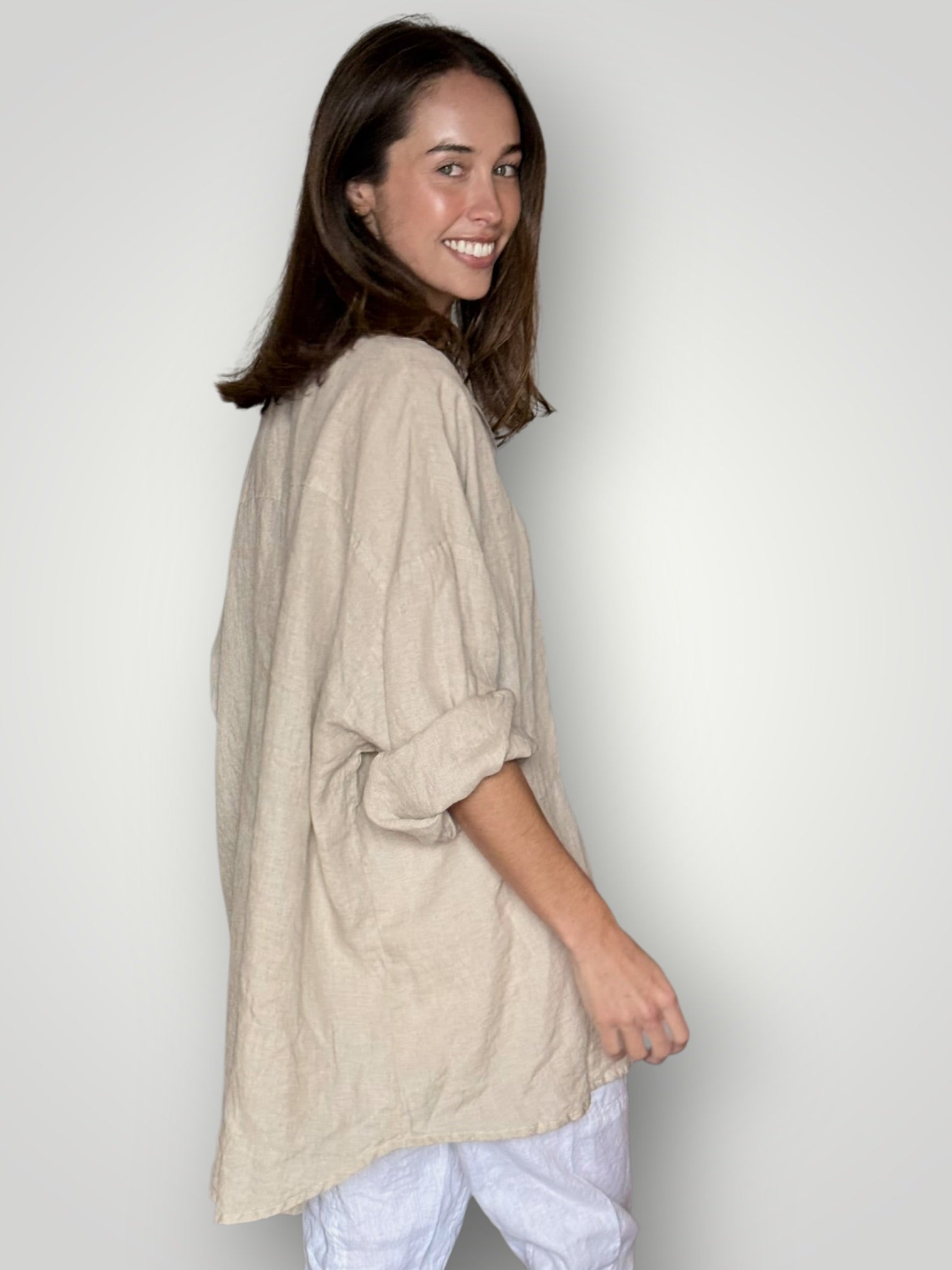 megan shirt - natural linen Apparel